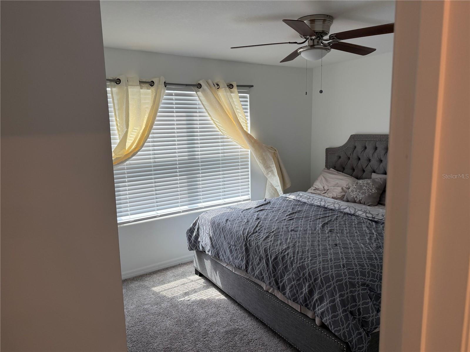 1187 Tyler Loop Property Photo 2