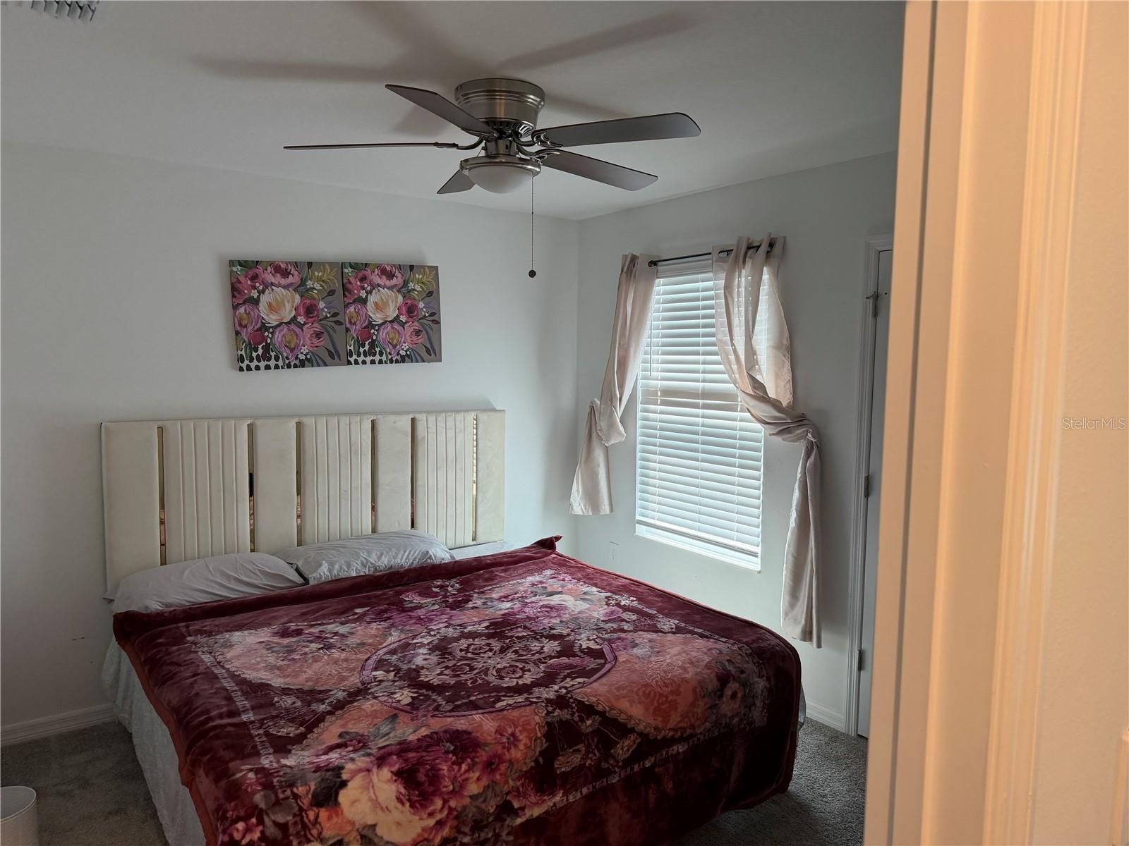 1187 Tyler Loop Property Photo 3