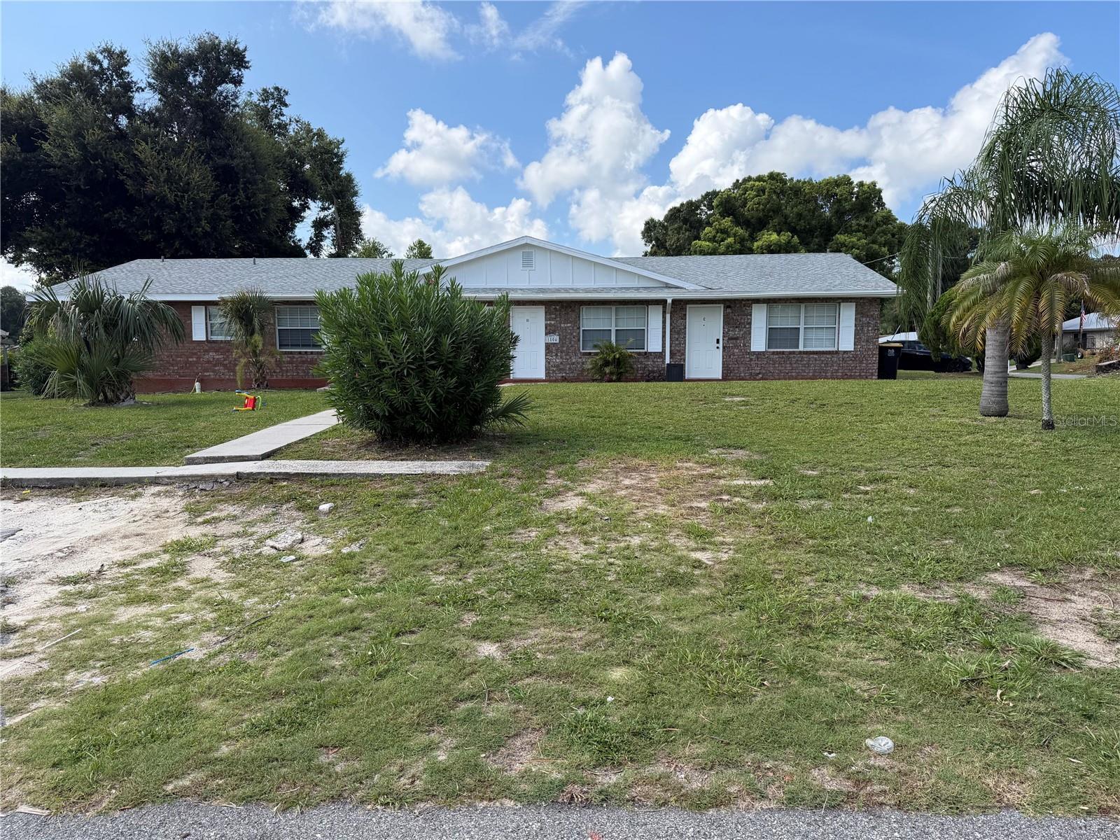 1804 3rd Ct Se #c Property Photo 2