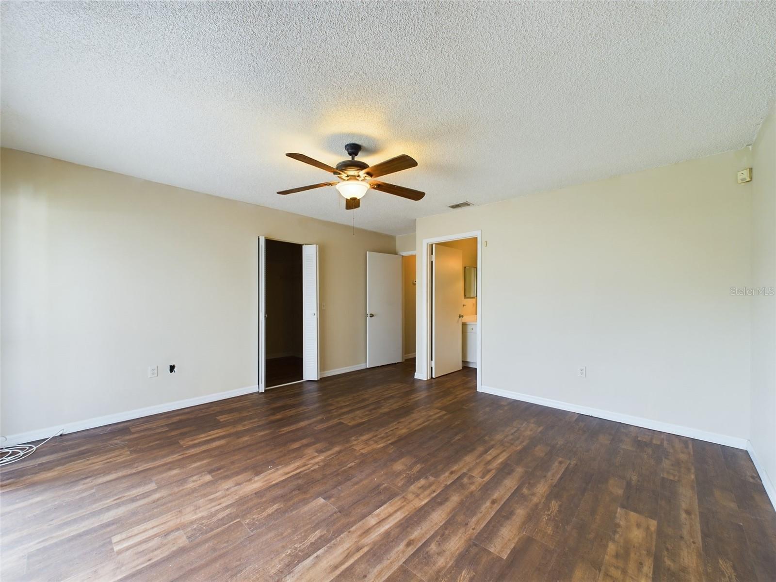 244 Winter Ridge Blvd #244 Property Photo 18