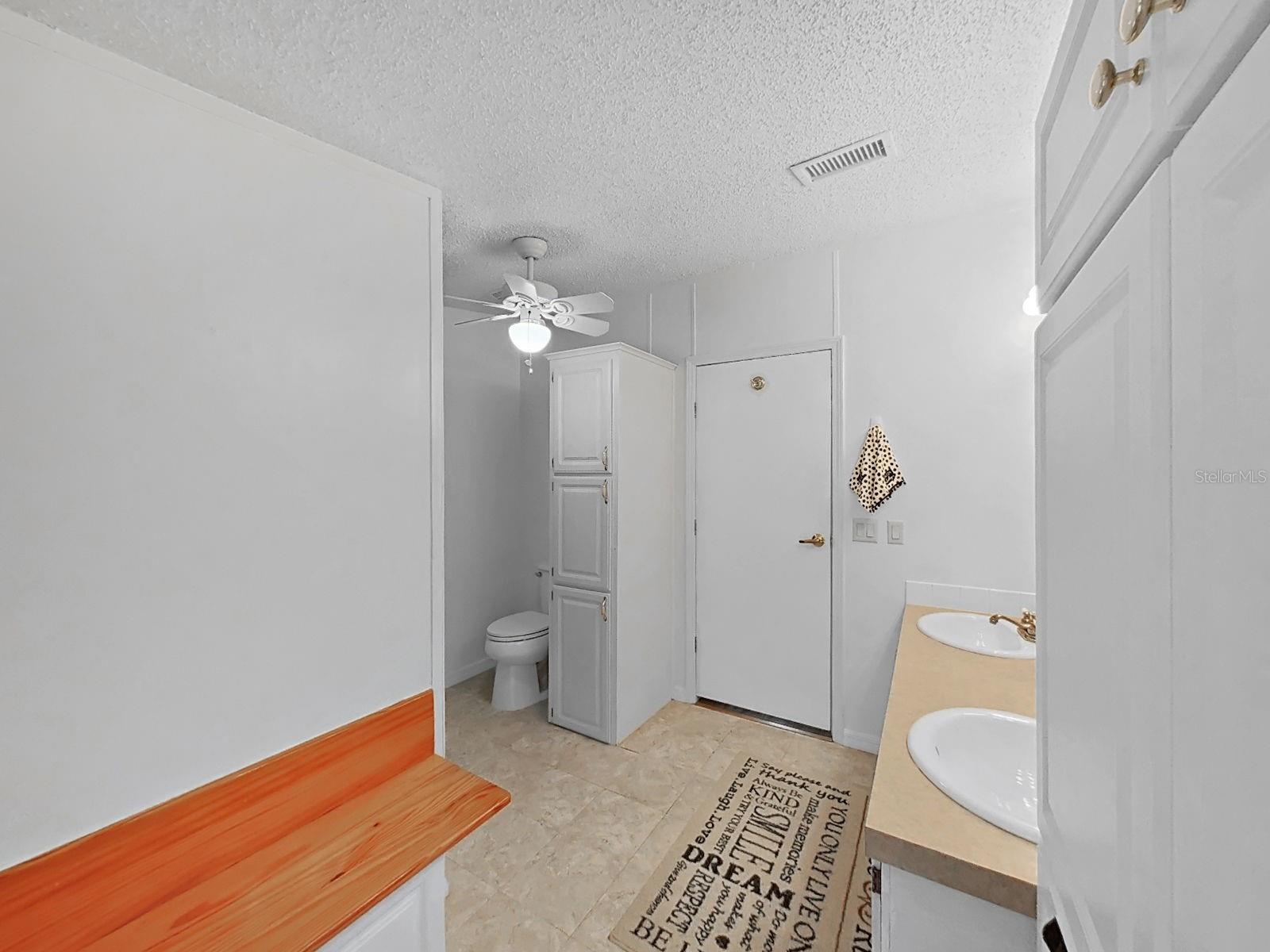 490 Lindsey Dr Property Photo 28