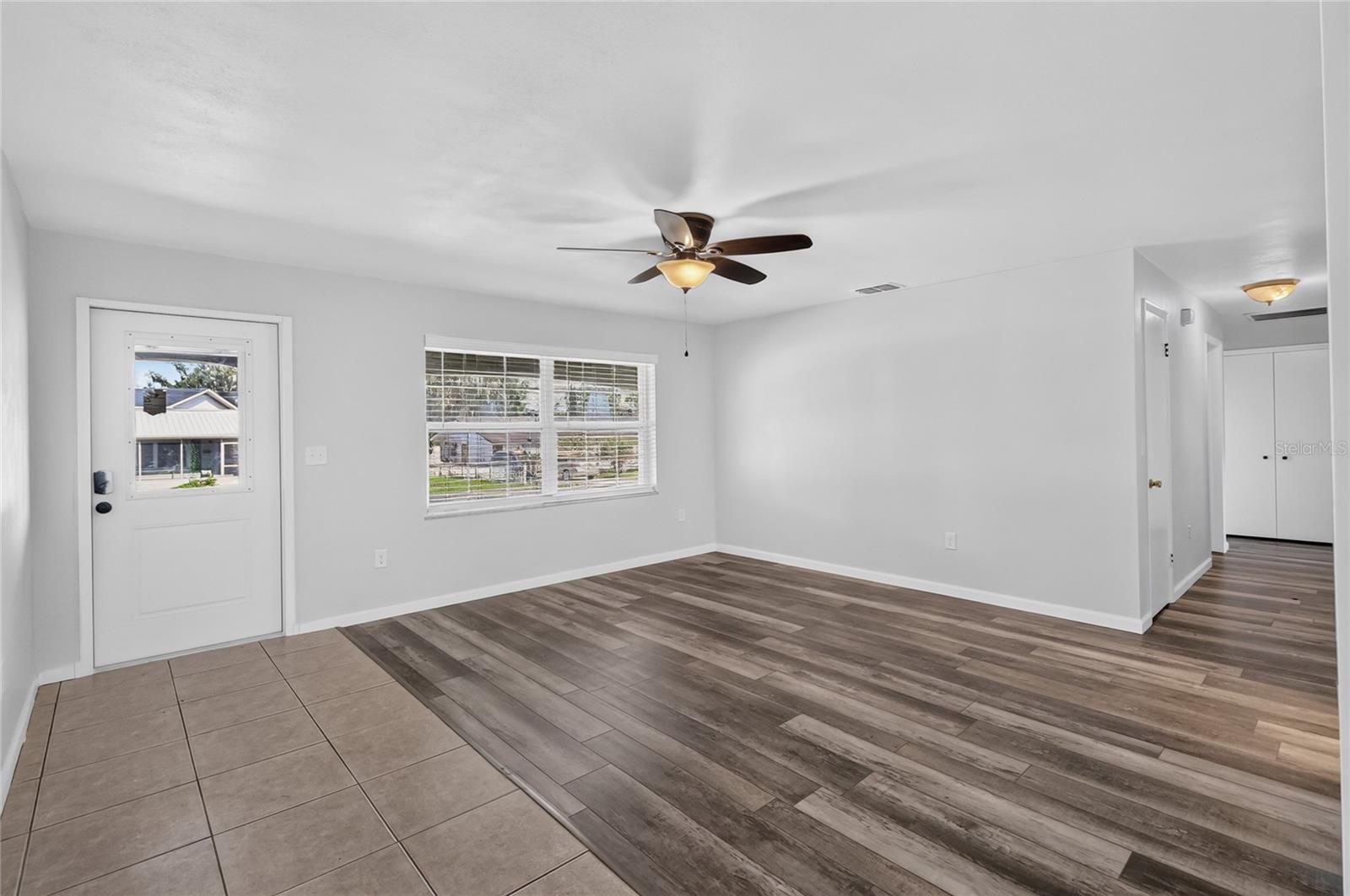 3203 Carleton Cir E Property Photo 14