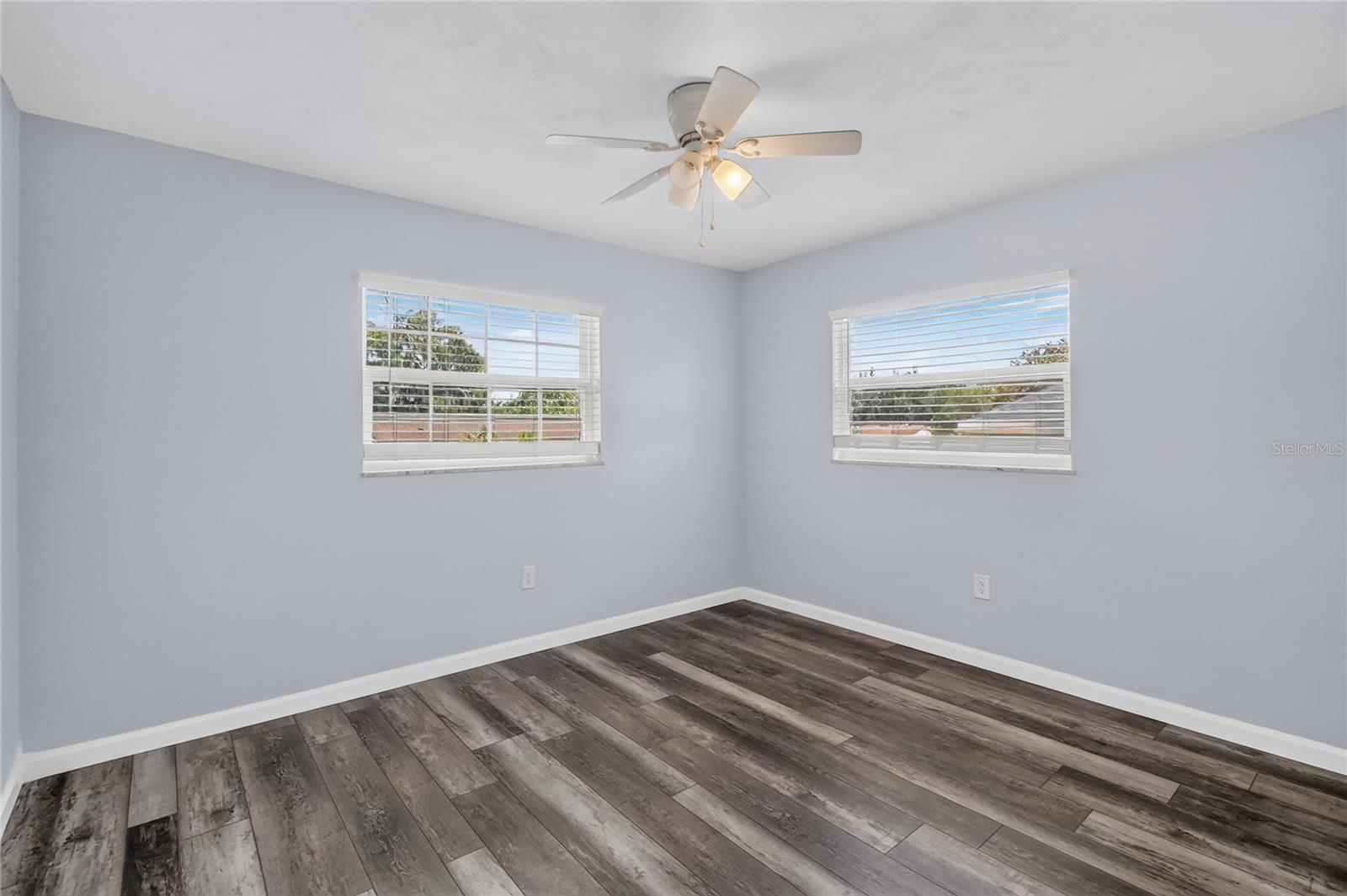 3203 Carleton Cir E Property Photo 27