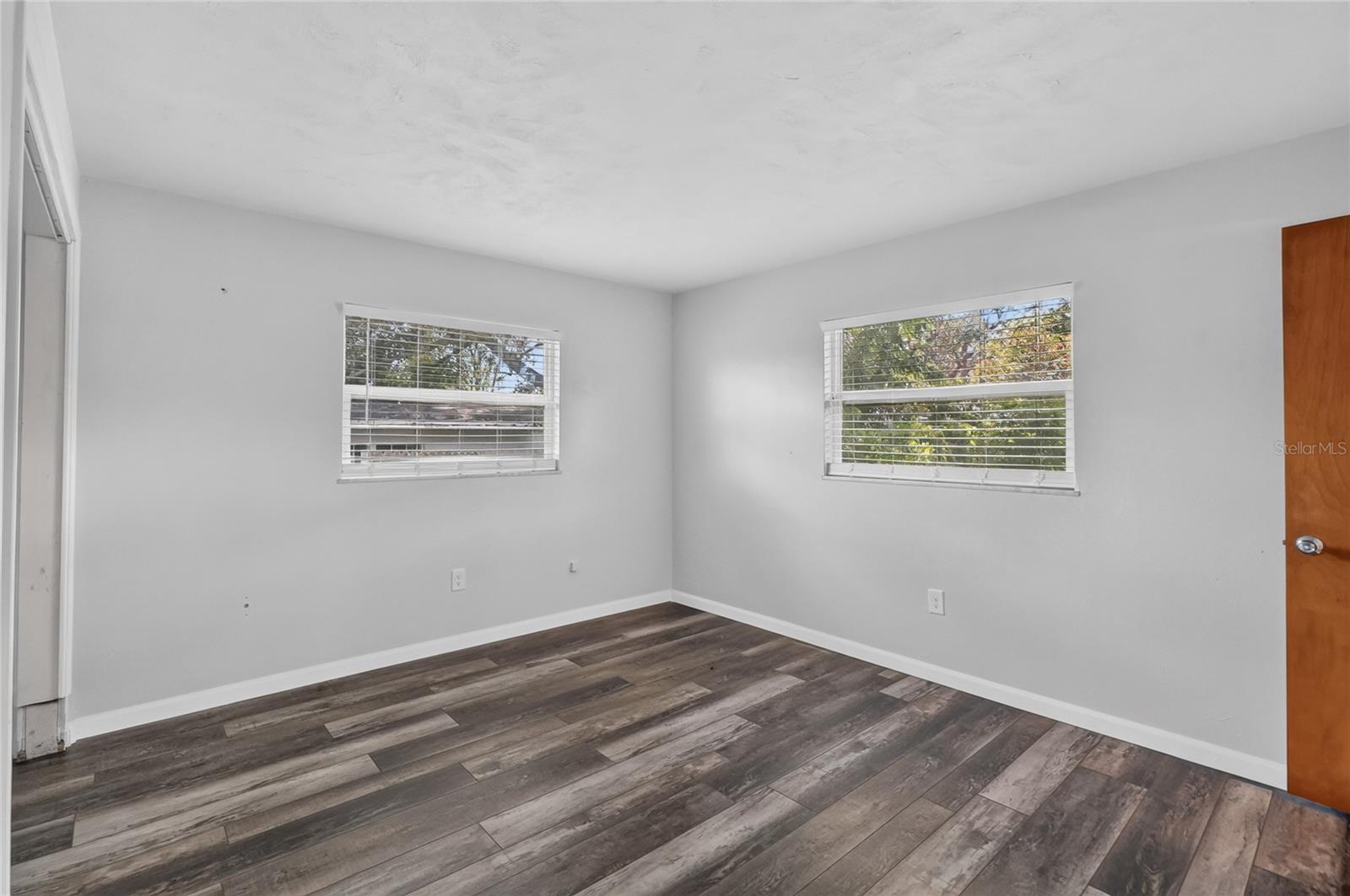 3203 Carleton Cir E Property Photo 30