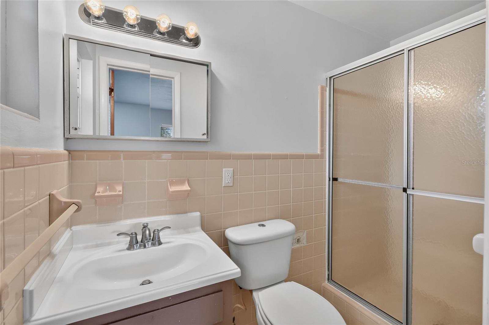 3203 Carleton Cir E Property Photo 32