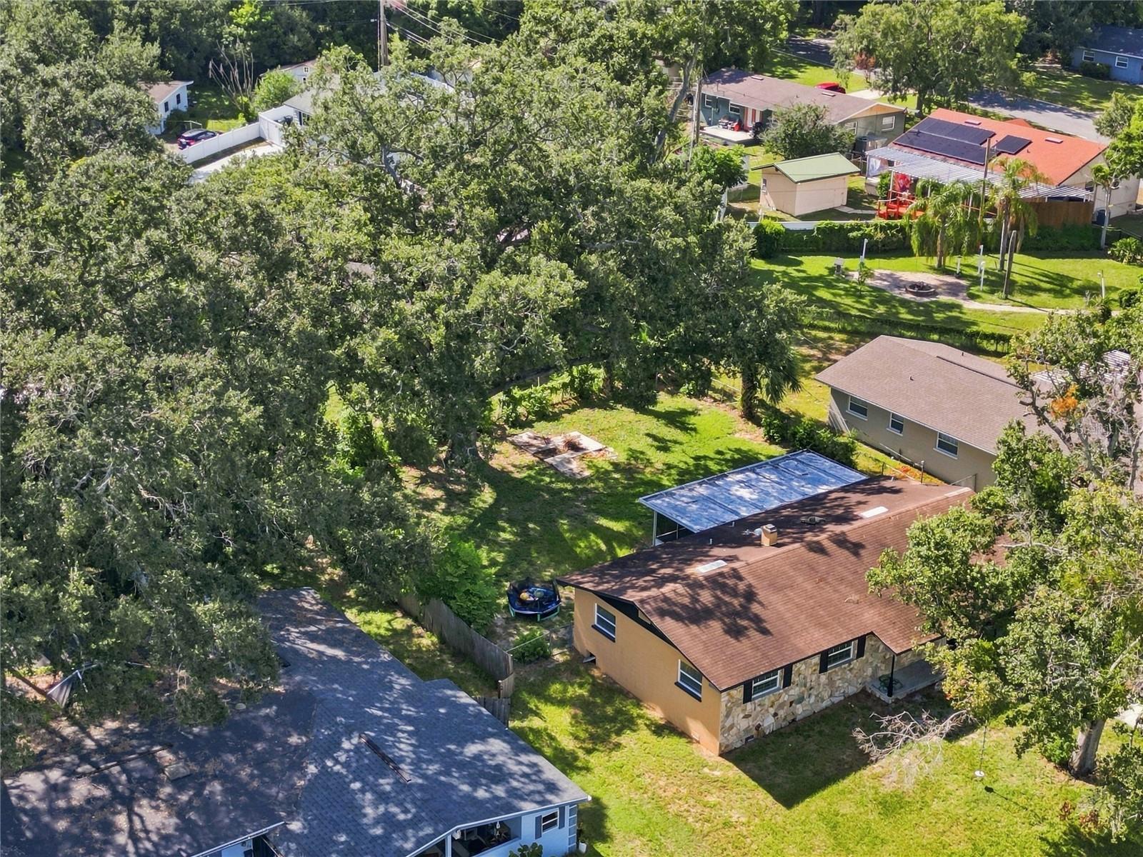 3203 Carleton Cir E Property Photo 41
