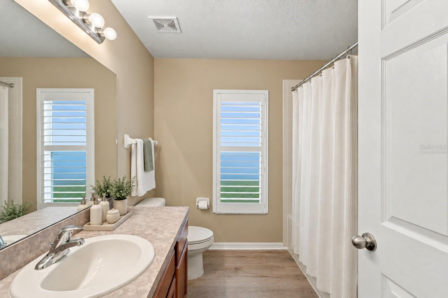 2621 Eagle Cliff Dr Property Photo 32