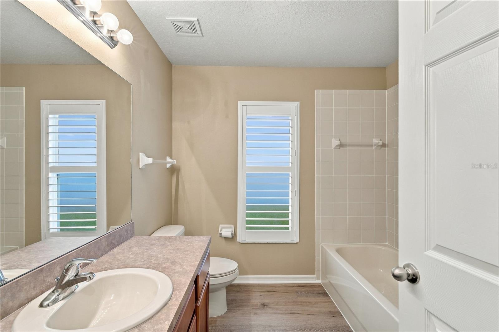 2621 Eagle Cliff Dr Property Photo 33