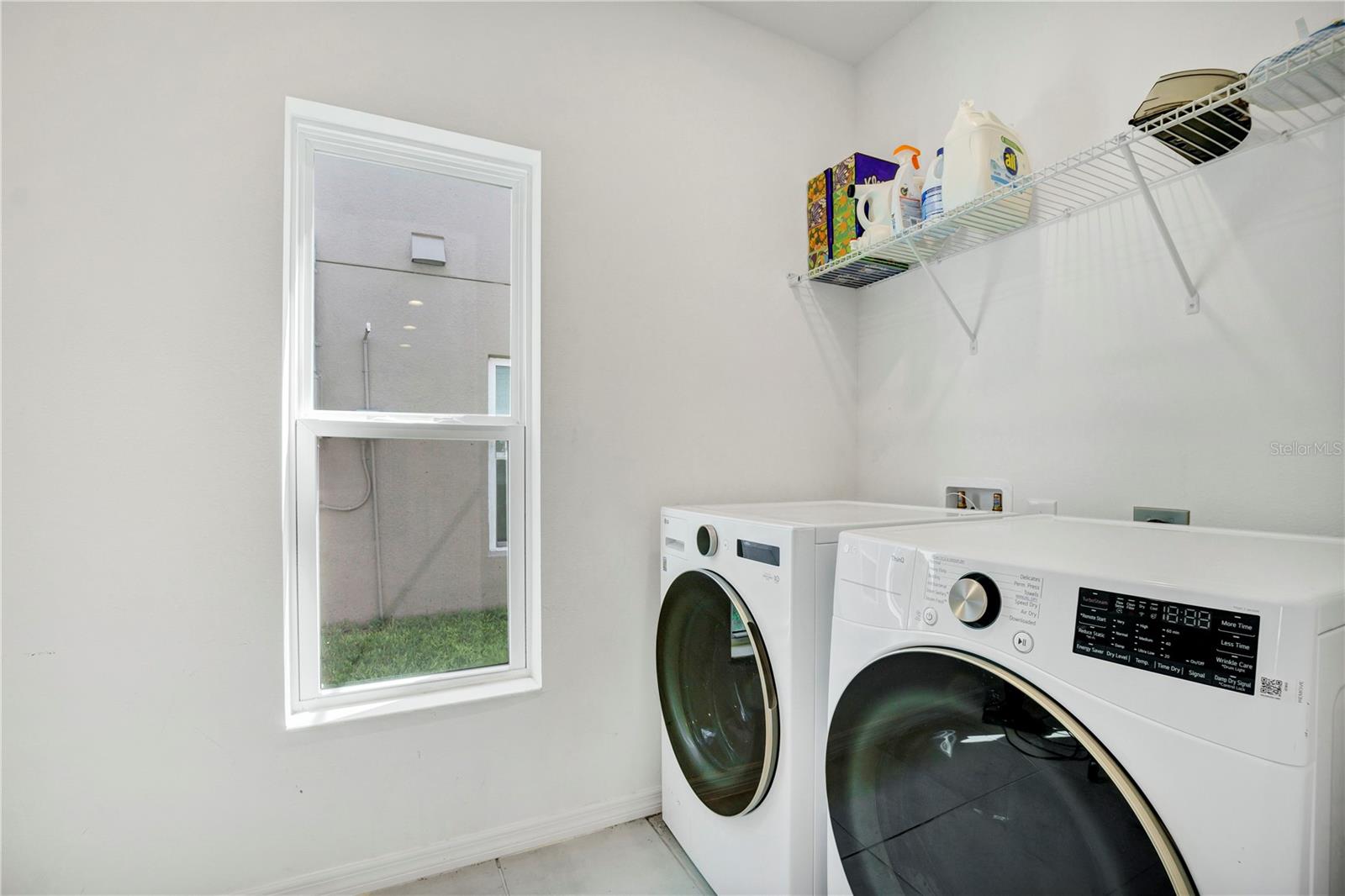 1250 Island Slough Ln Property Photo 9