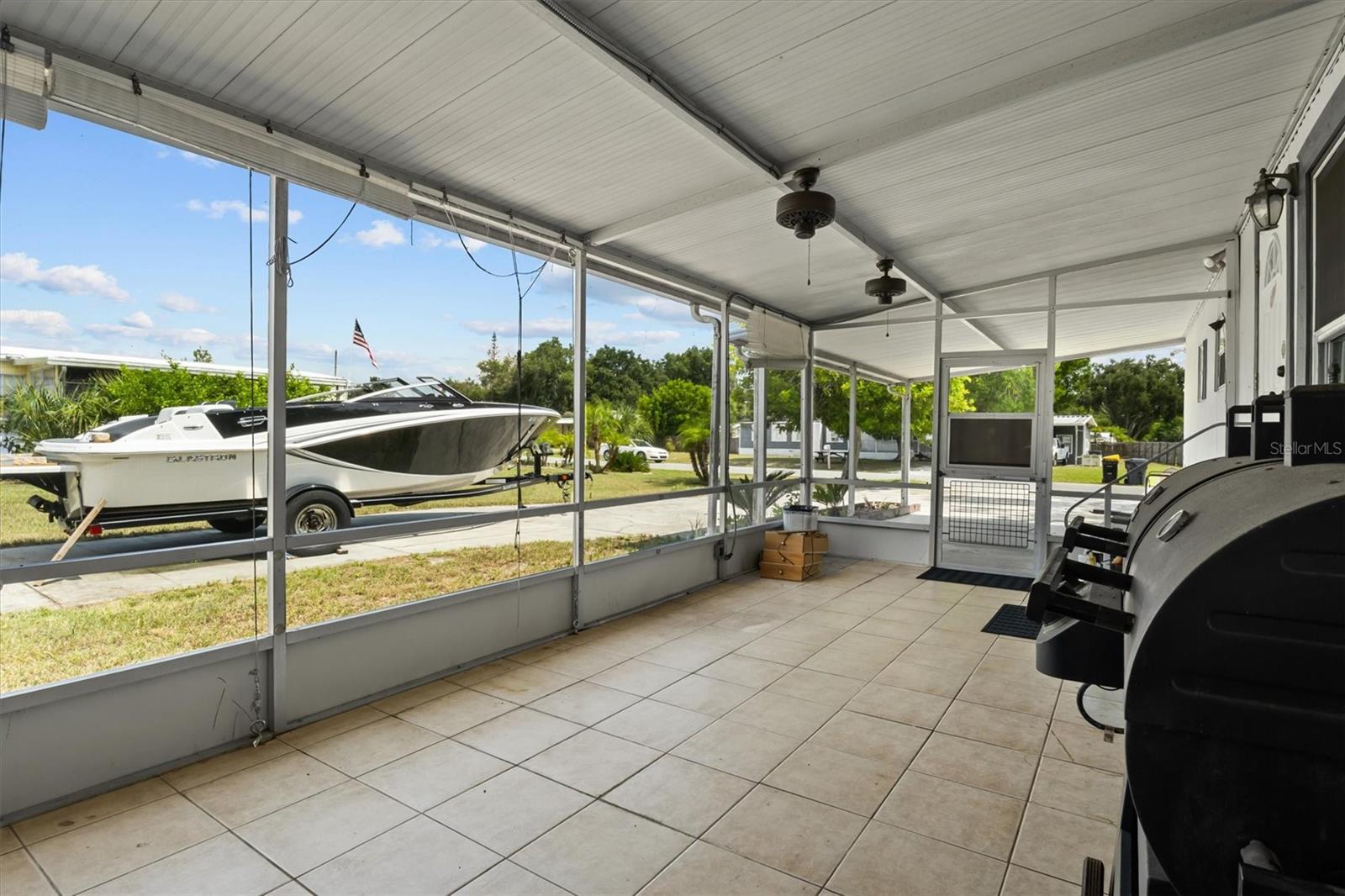 5872 Red Fox Dr Property Photo 8