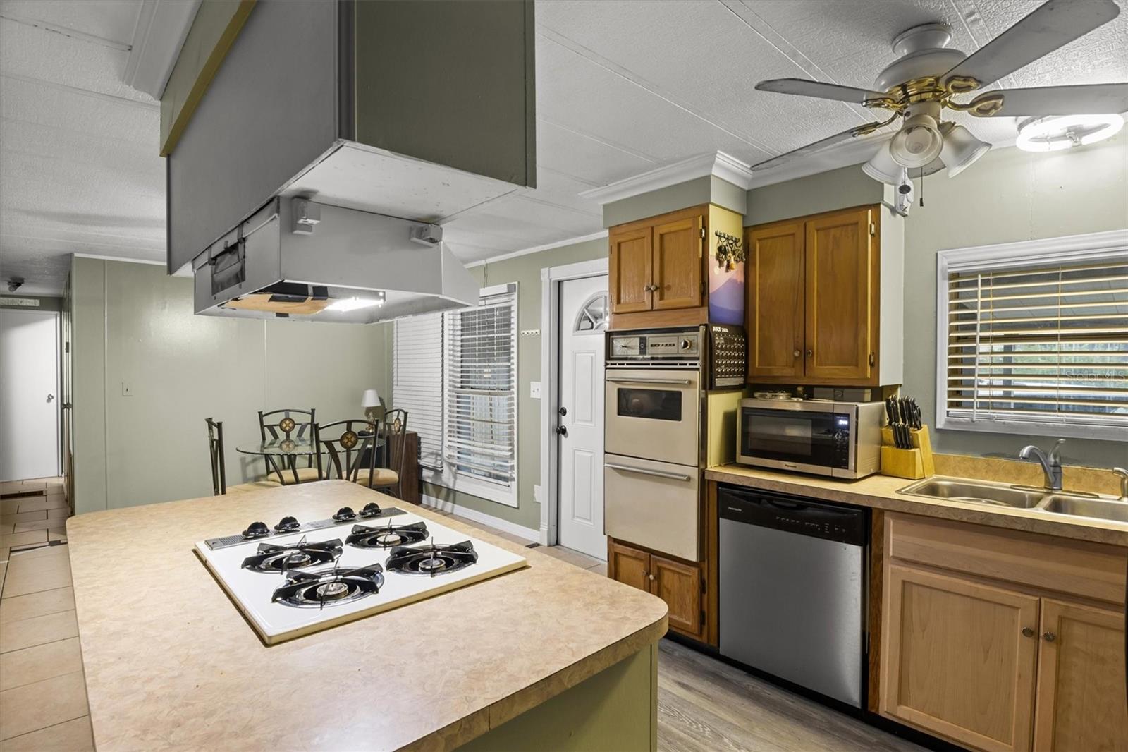 5872 Red Fox Dr Property Photo 19