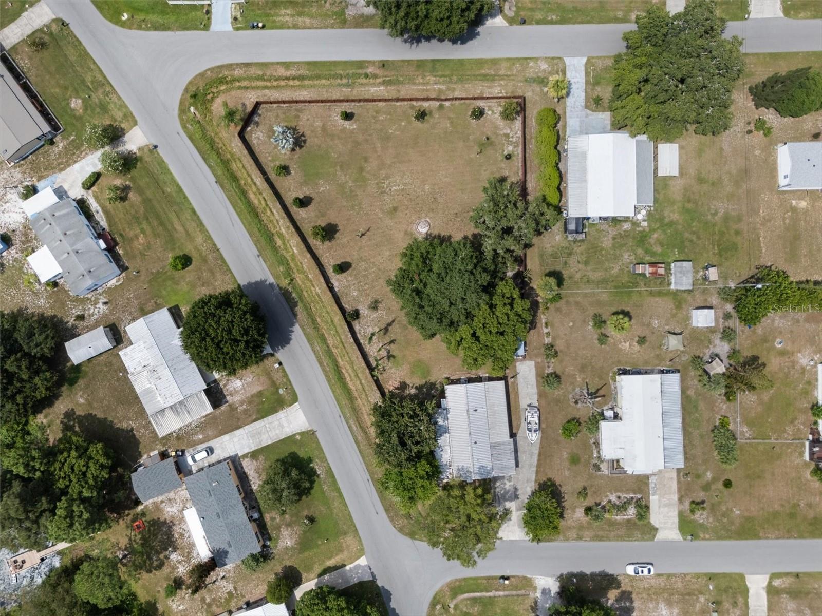 5872 Red Fox Dr Property Photo 40