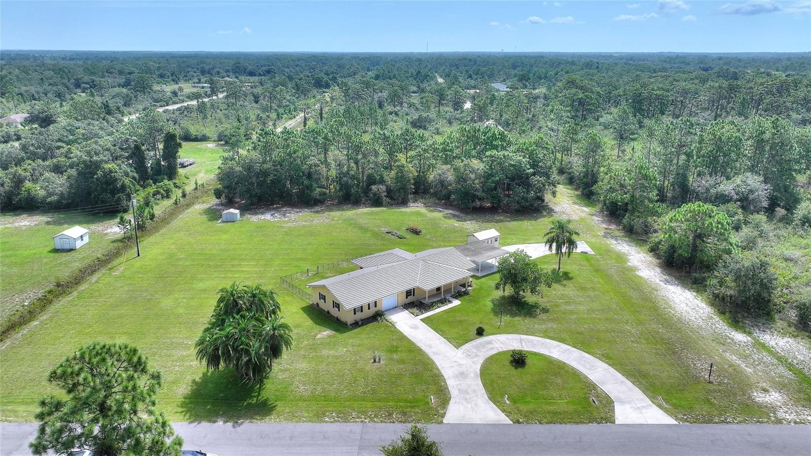 6273 Toronja Dr Property Photo 3