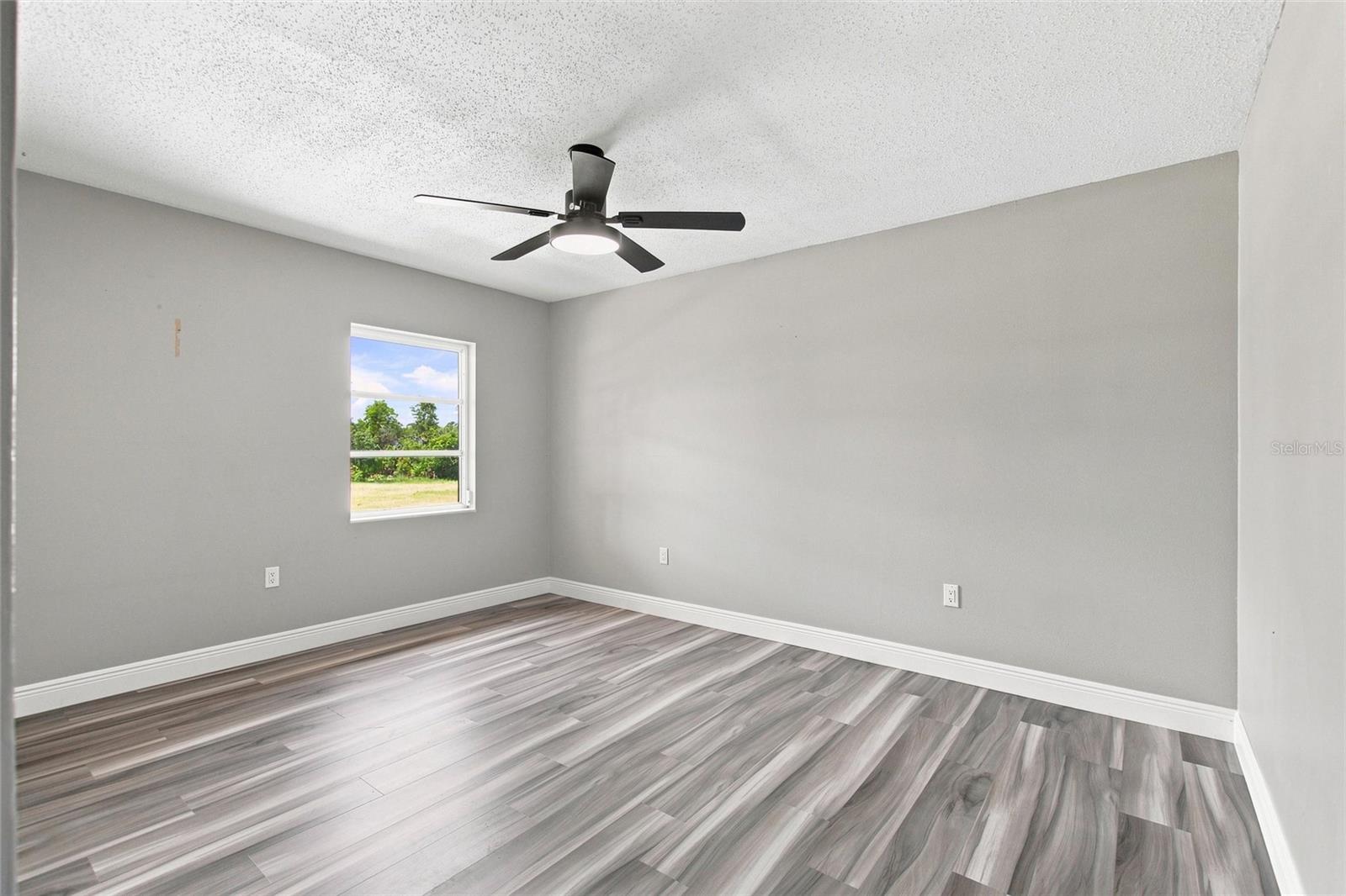6273 Toronja Dr Property Photo 11