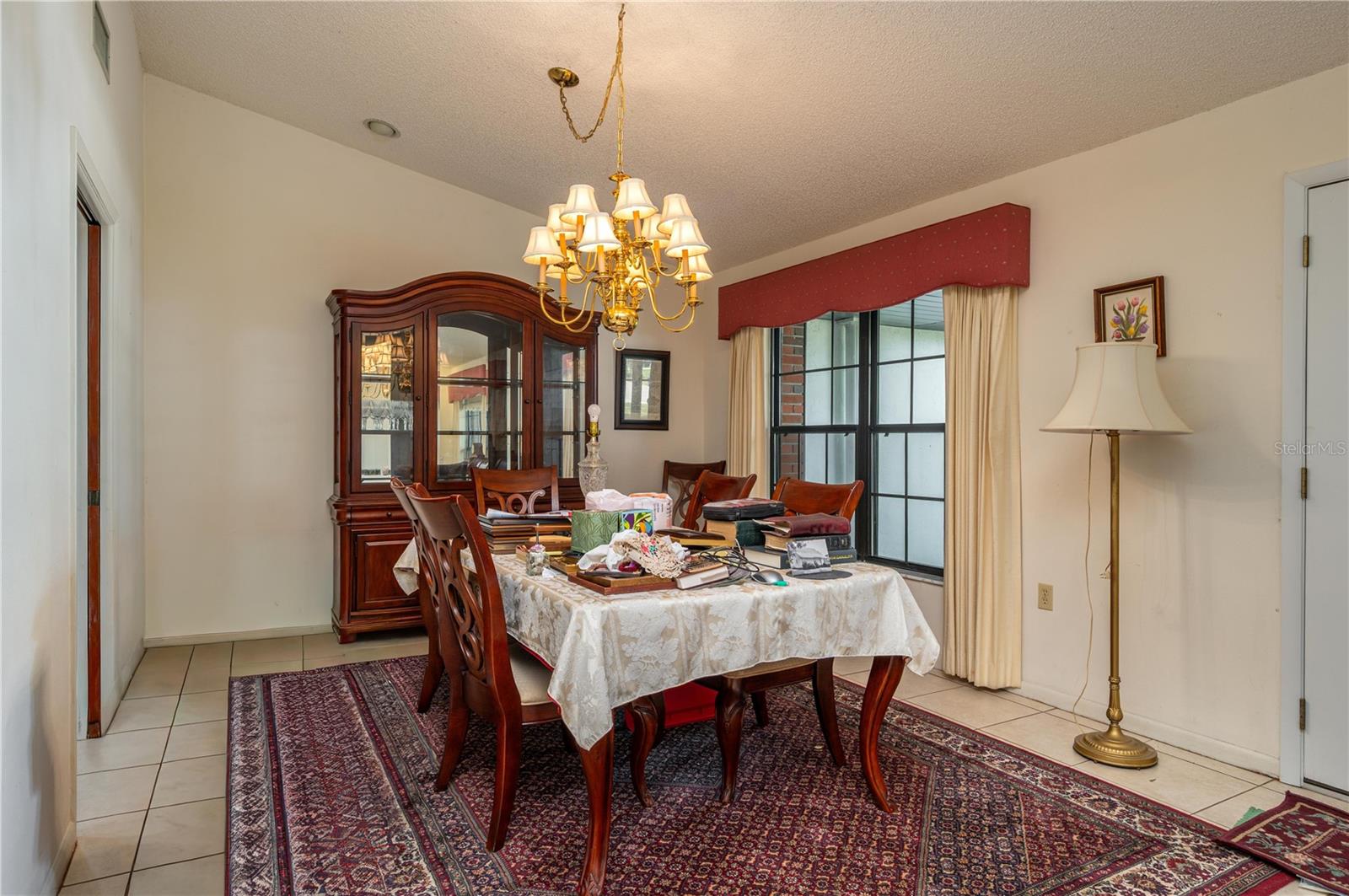 P4939683 Property Photo 11