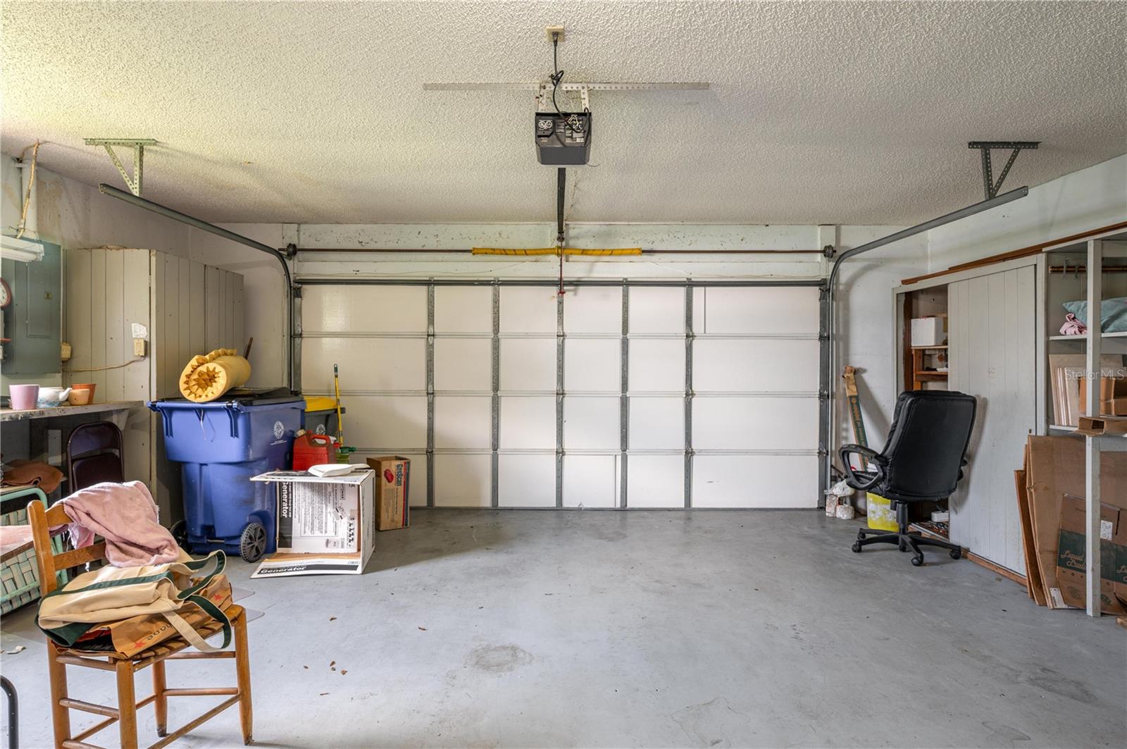 P4939683 Property Photo 29