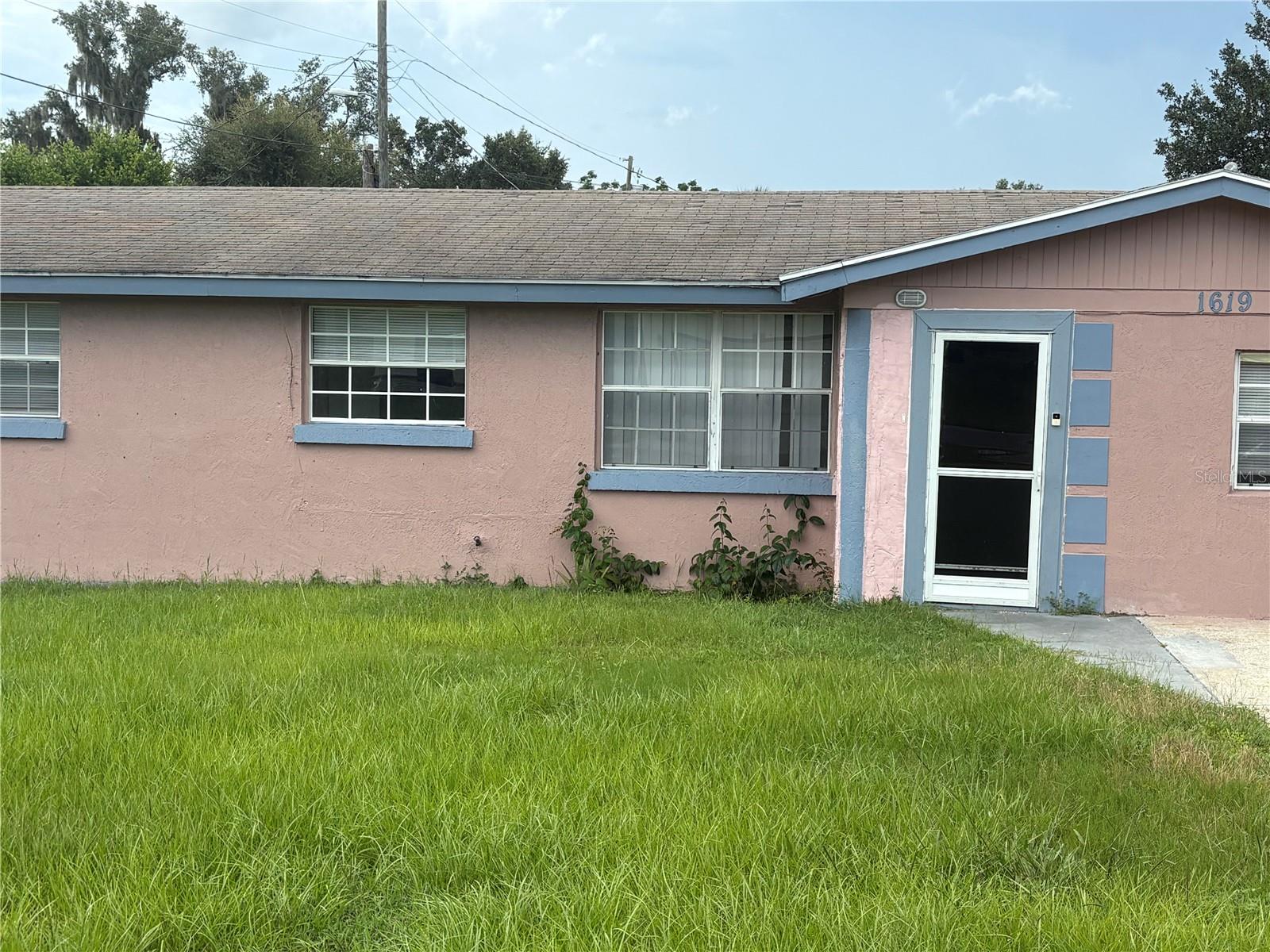 1619 Tangelo St Property Photo 2