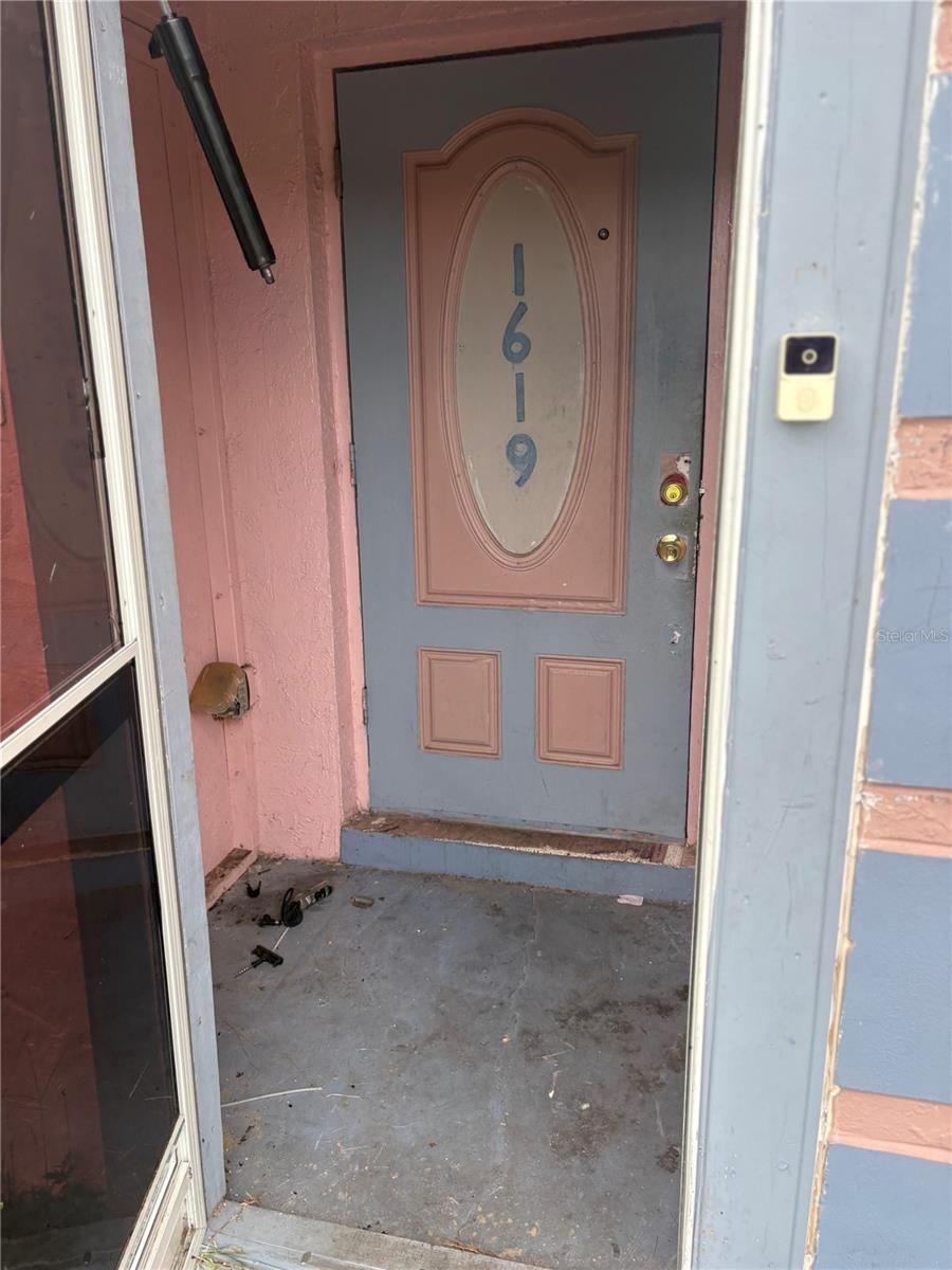 1619 Tangelo St Property Photo 3
