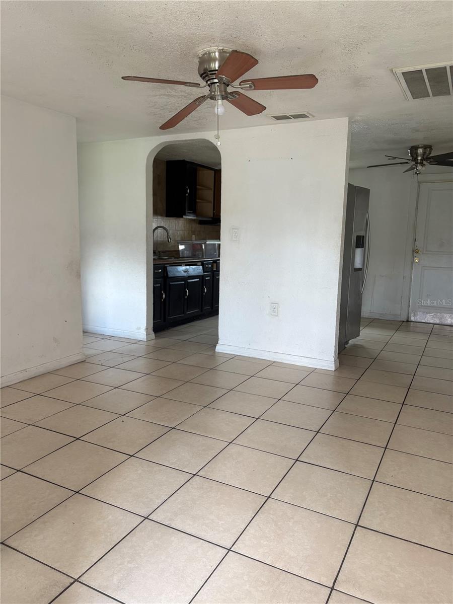 1619 Tangelo St Property Photo 8