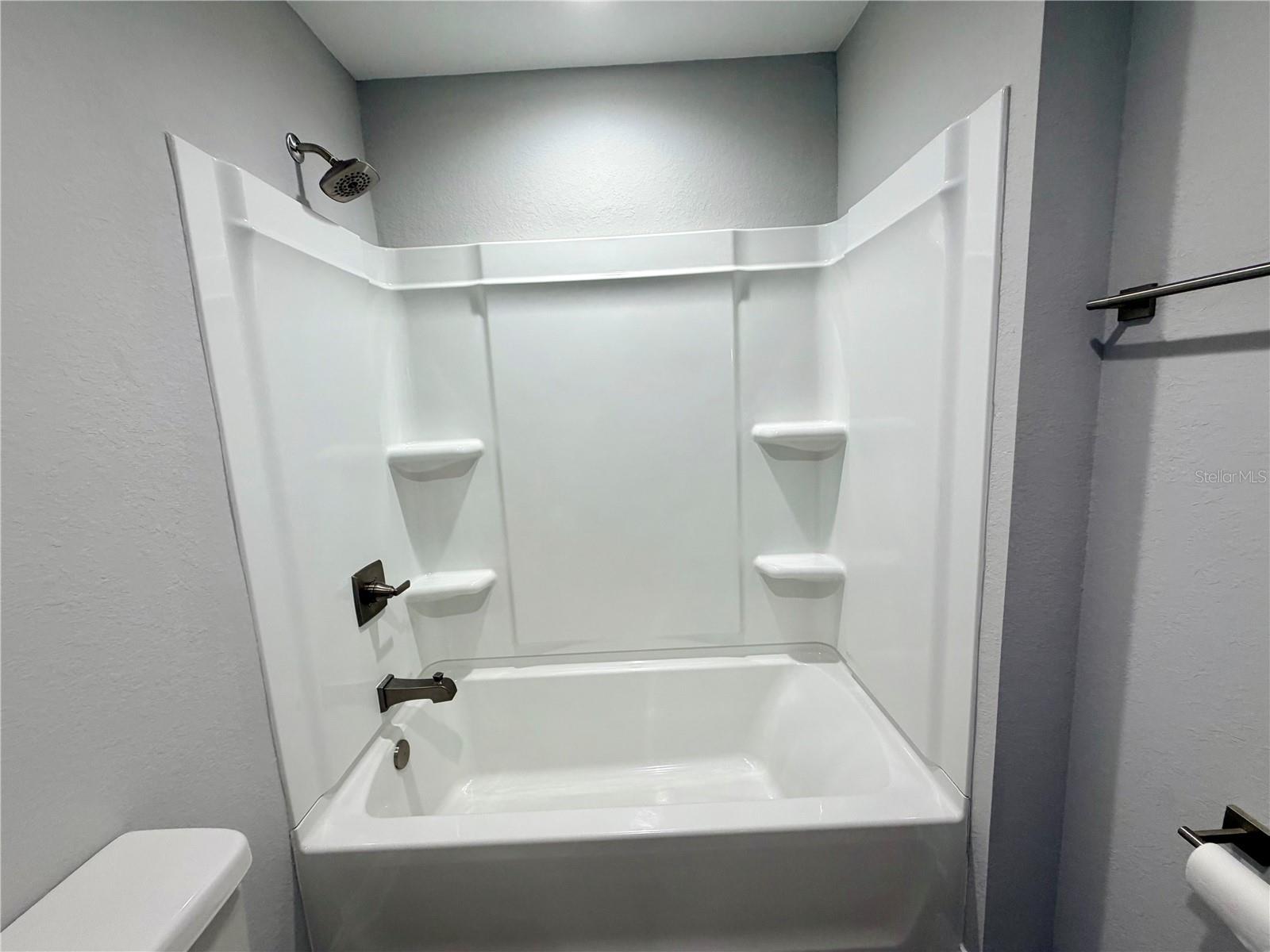 511 Mountain Dr Property Photo 8
