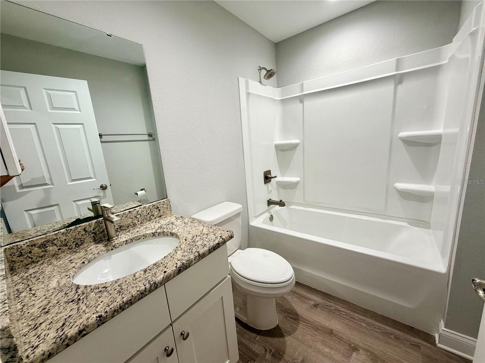 511 Mountain Dr Property Photo 9