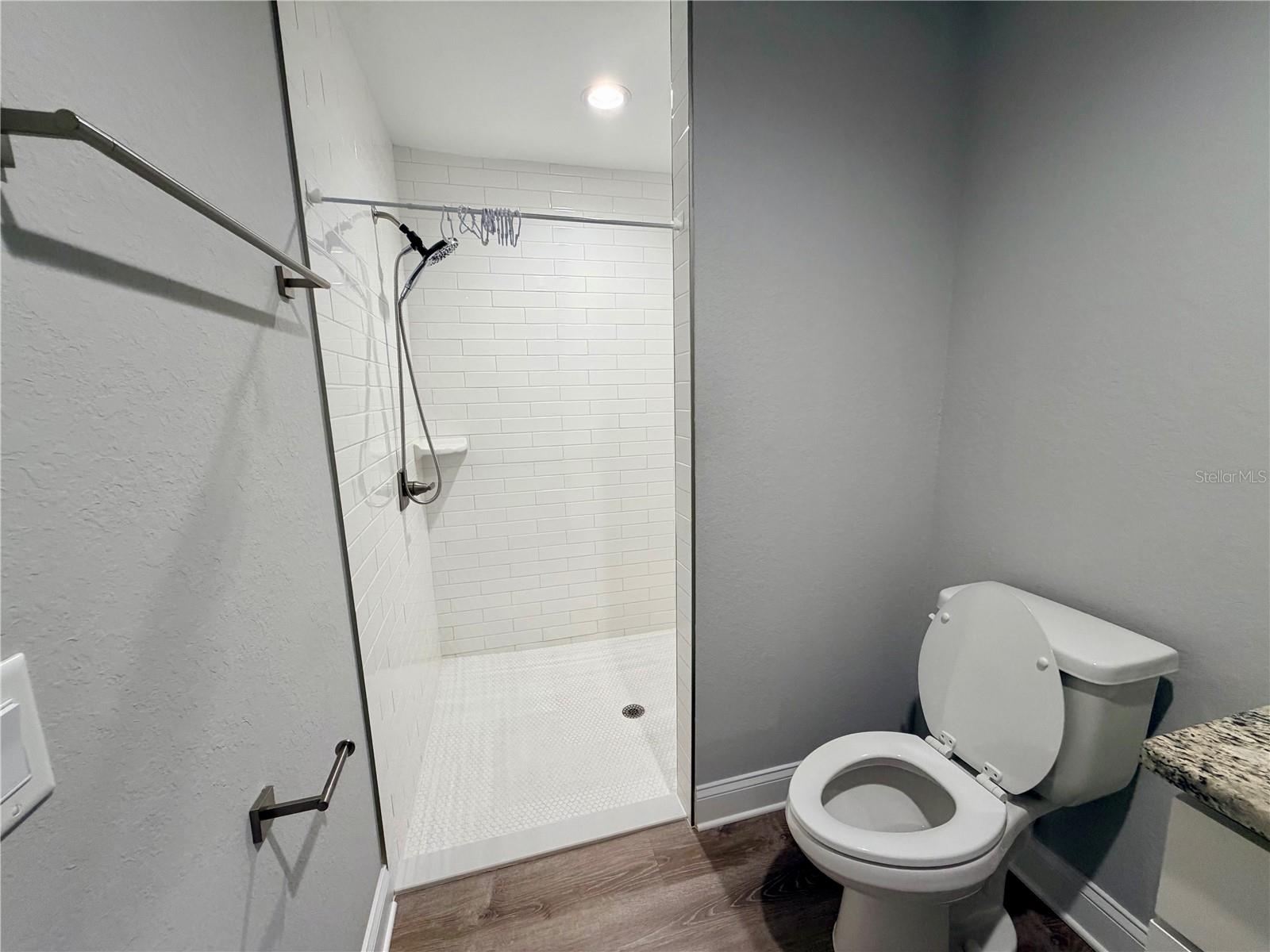 511 Mountain Dr Property Photo 14