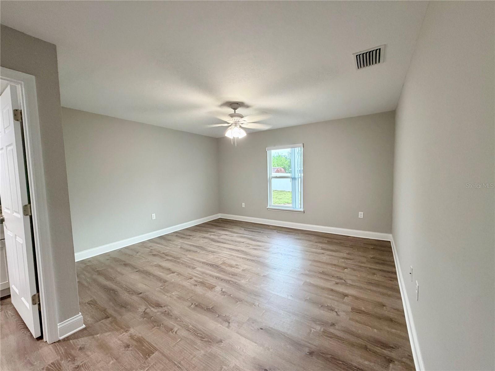511 Mountain Dr Property Photo 16