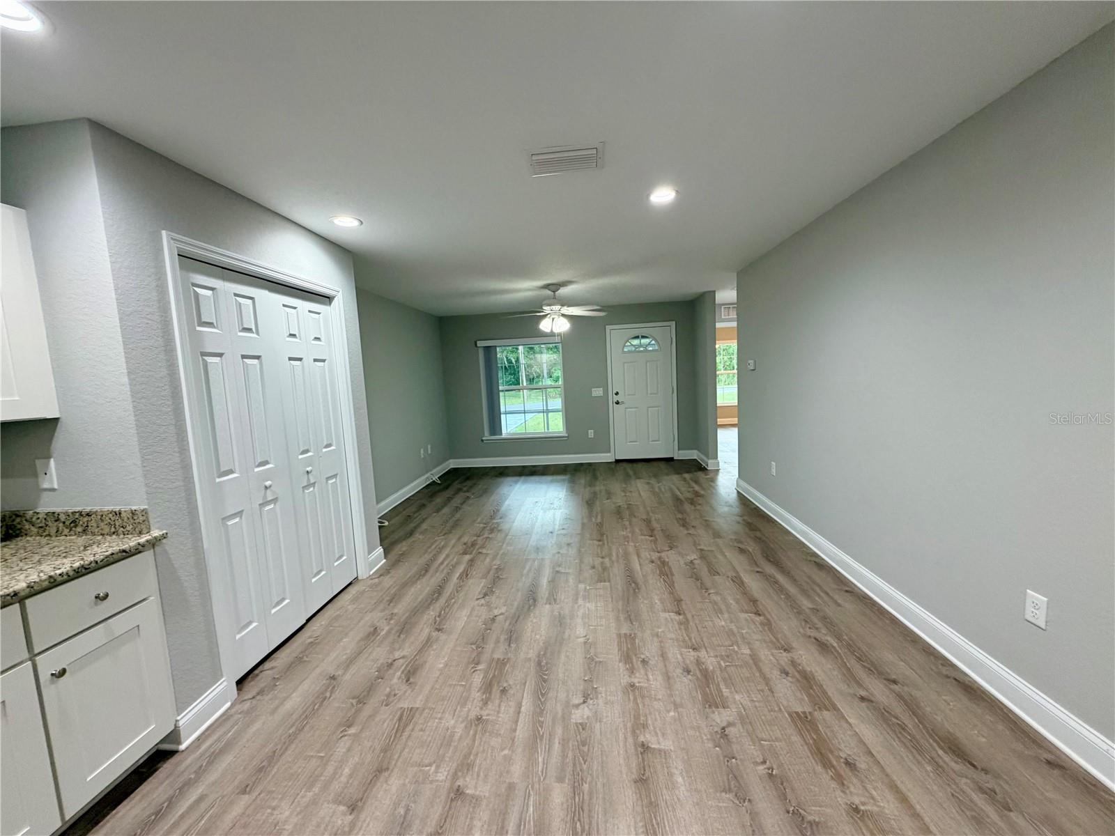 511 Mountain Dr Property Photo 18