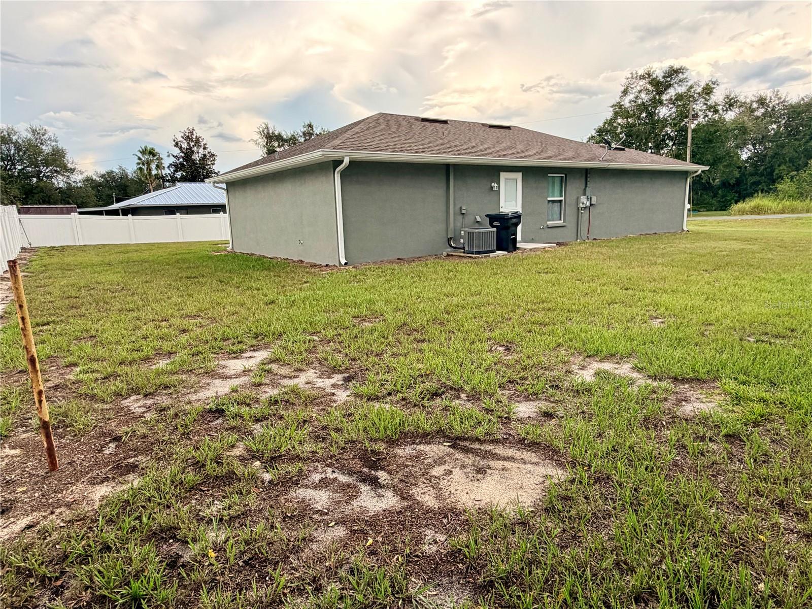 511 Mountain Dr Property Photo 25