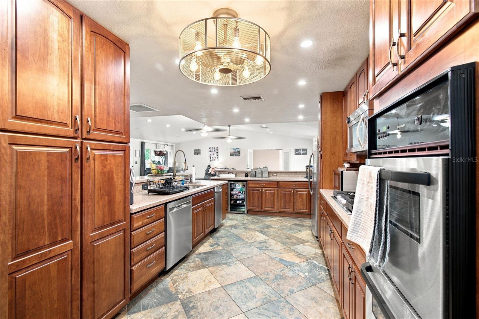 2219 New Jersey Rd Property Photo 30
