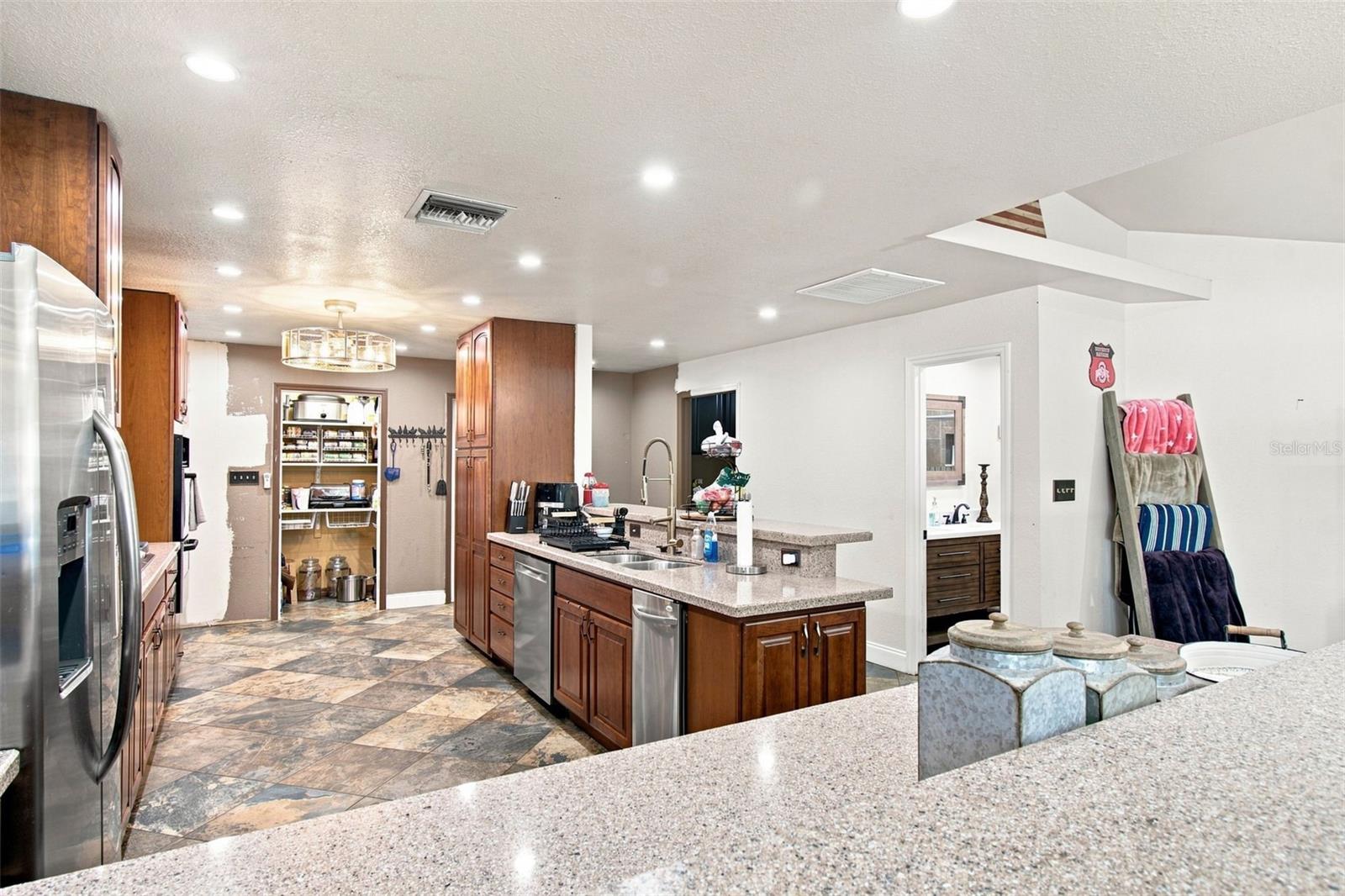 2219 New Jersey Rd Property Photo 35
