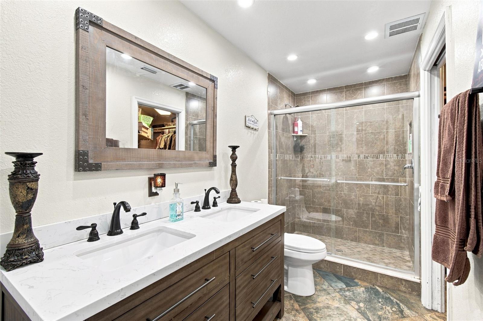 2219 New Jersey Rd Property Photo 38