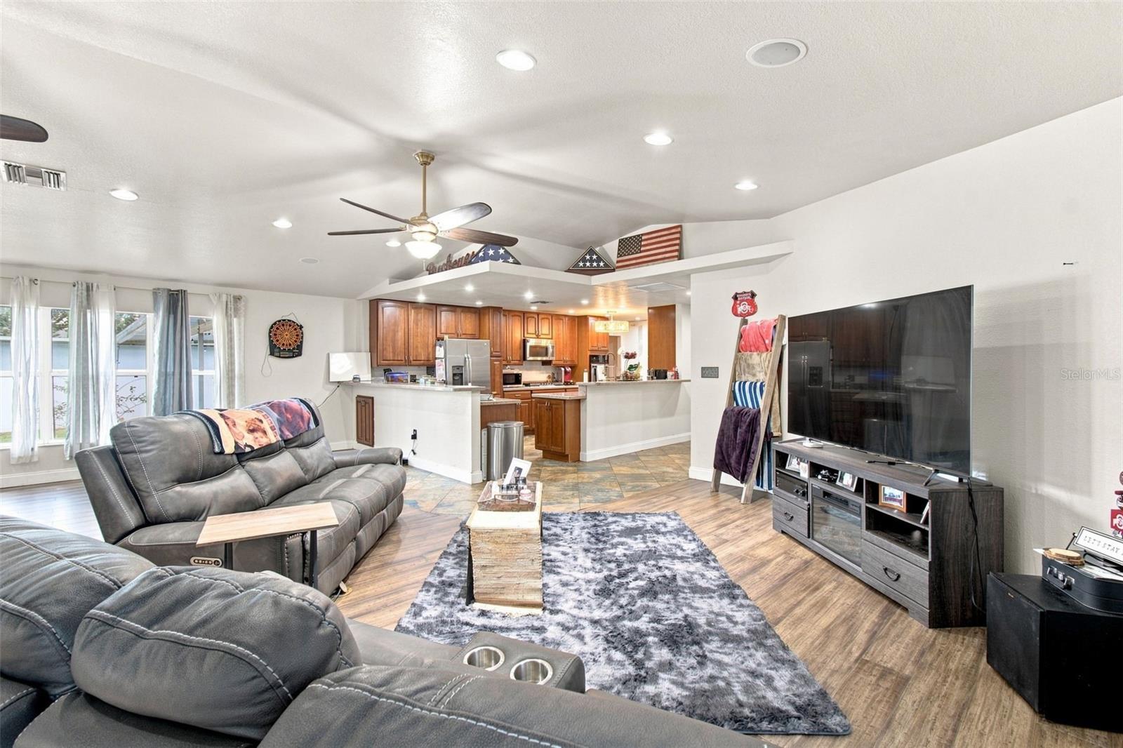 2219 New Jersey Rd Property Photo 44