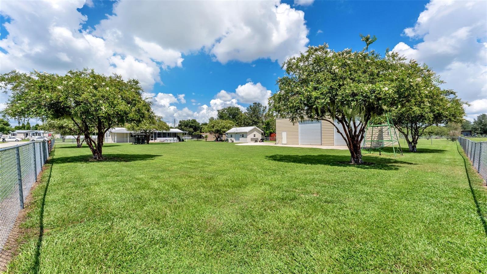 332 Cesara Dr Property Photo 10