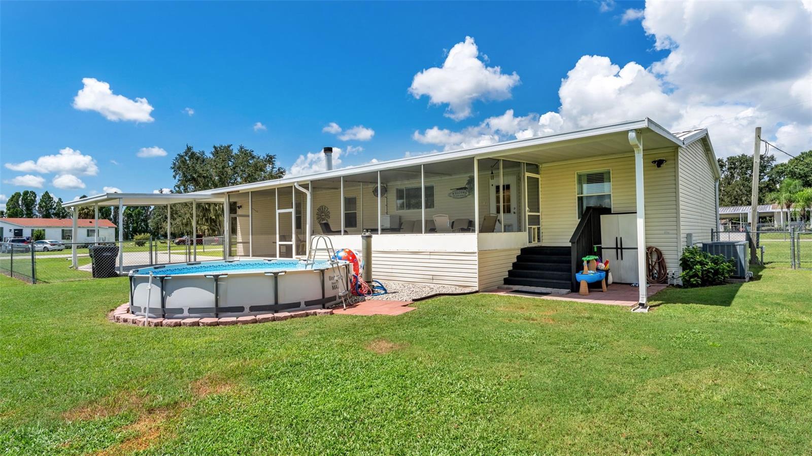 332 Cesara Dr Property Photo 13