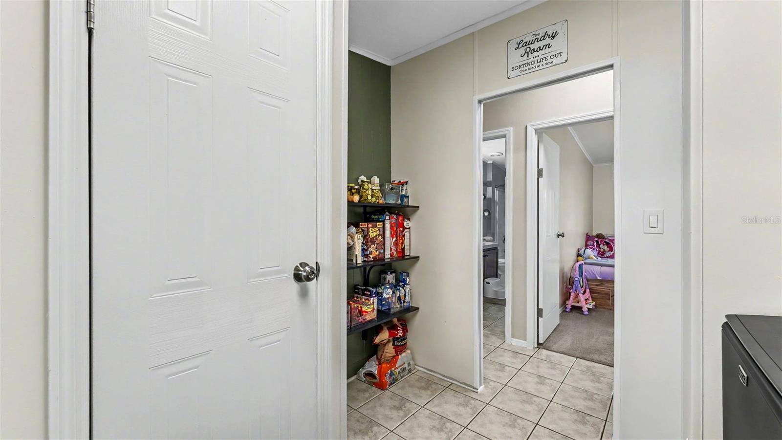 332 Cesara Dr Property Photo 48