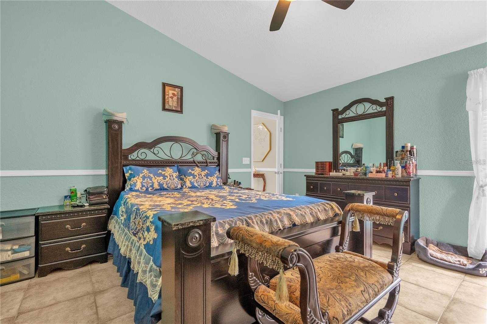 1366 Merrimack Pl Property Photo 12