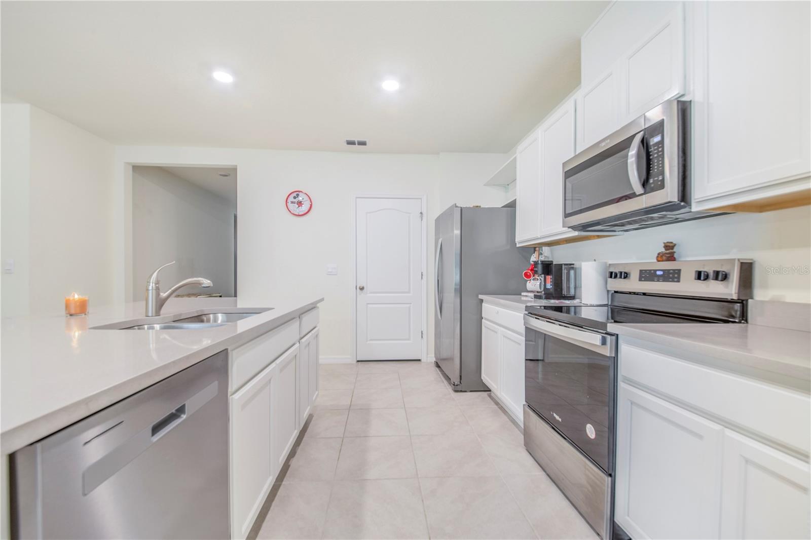 1704 Frogmore Ave Property Photo 11