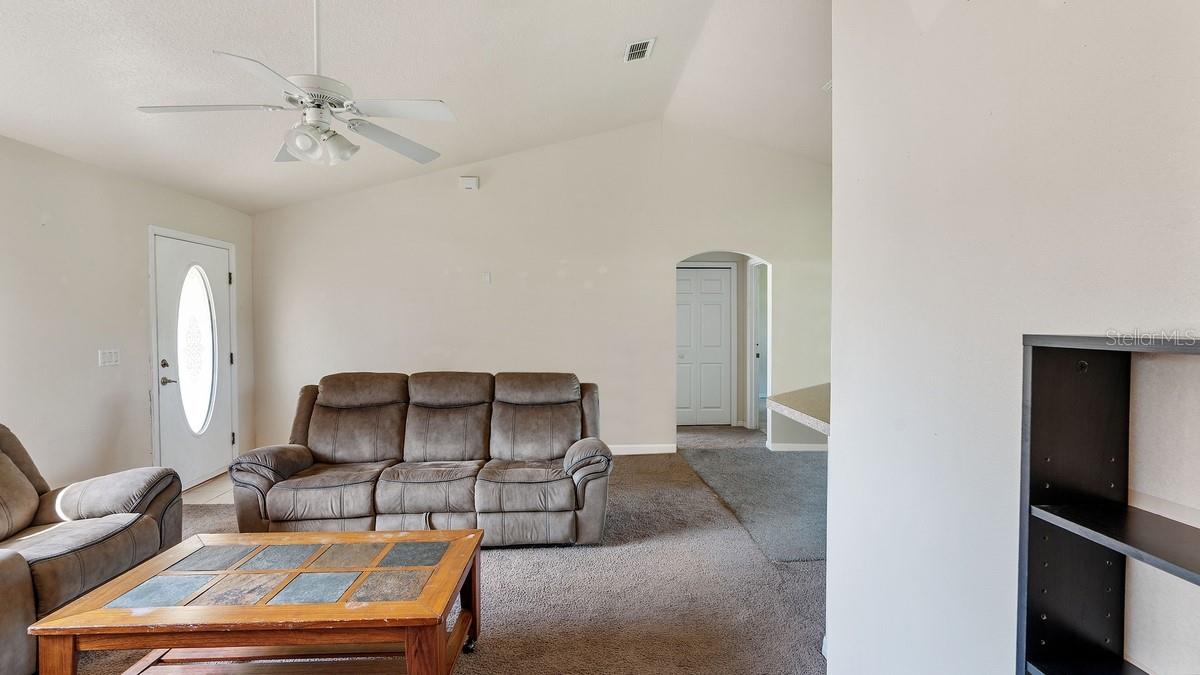 87 Dogwood Drive Cir Property Photo 5