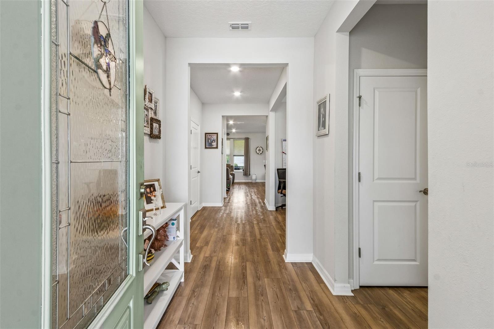 217 Ethereal Sq Property Photo 6