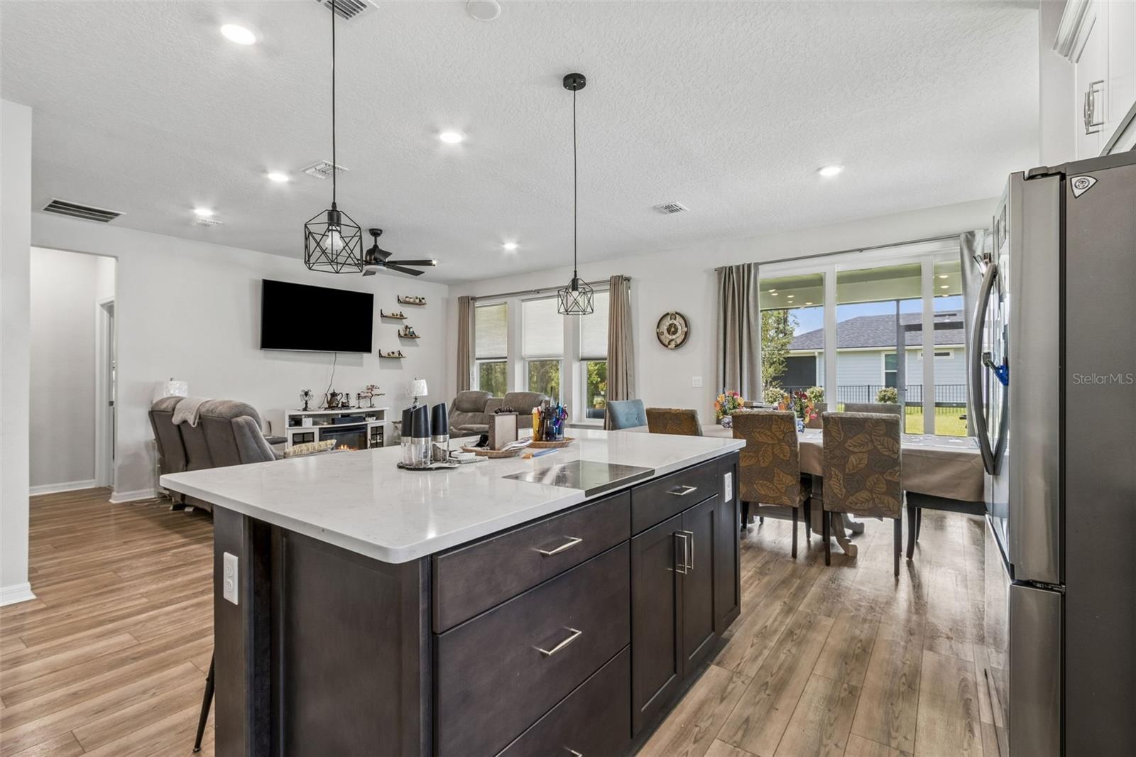 217 Ethereal Sq Property Photo 17