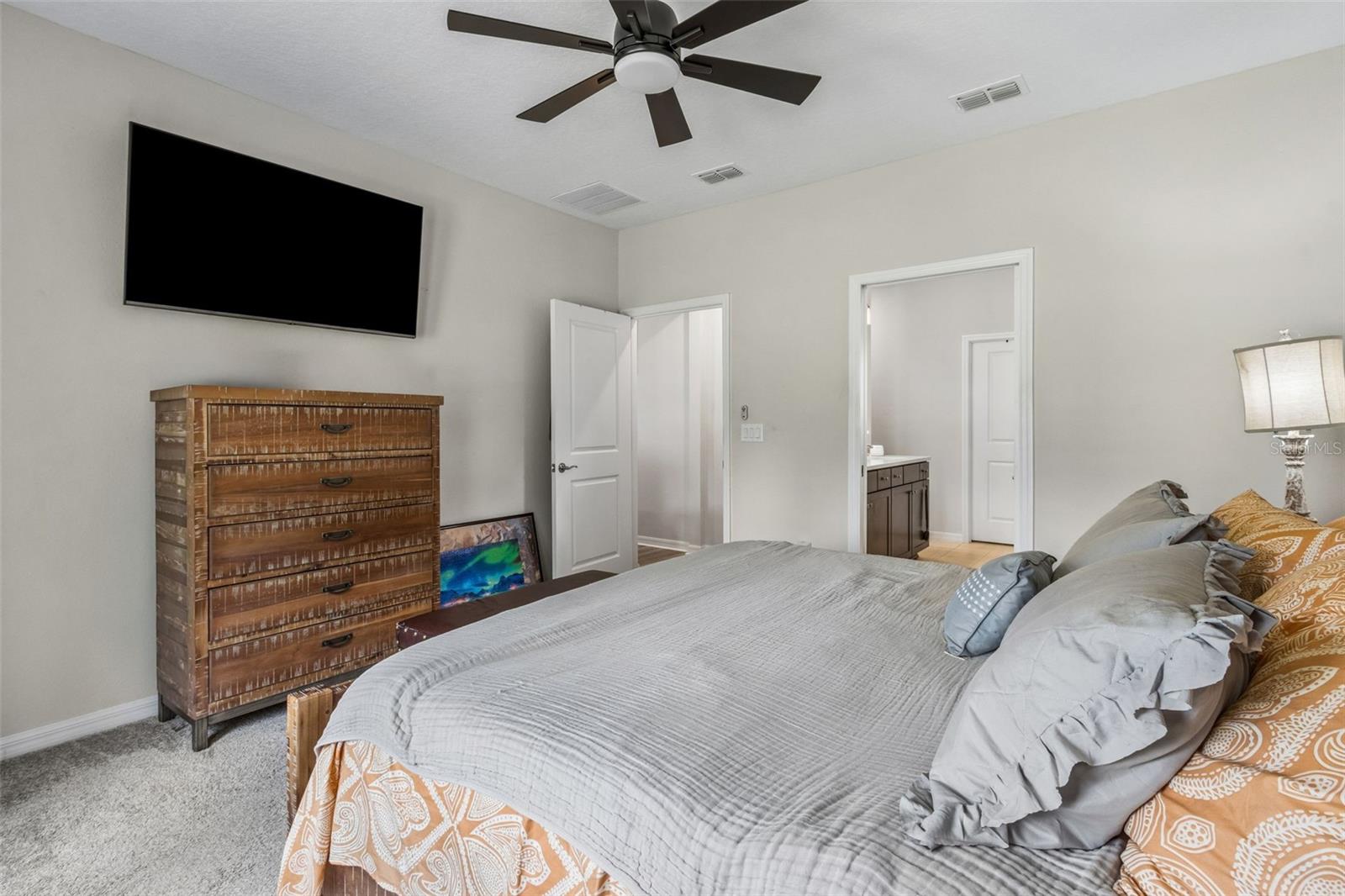 217 Ethereal Sq Property Photo 21
