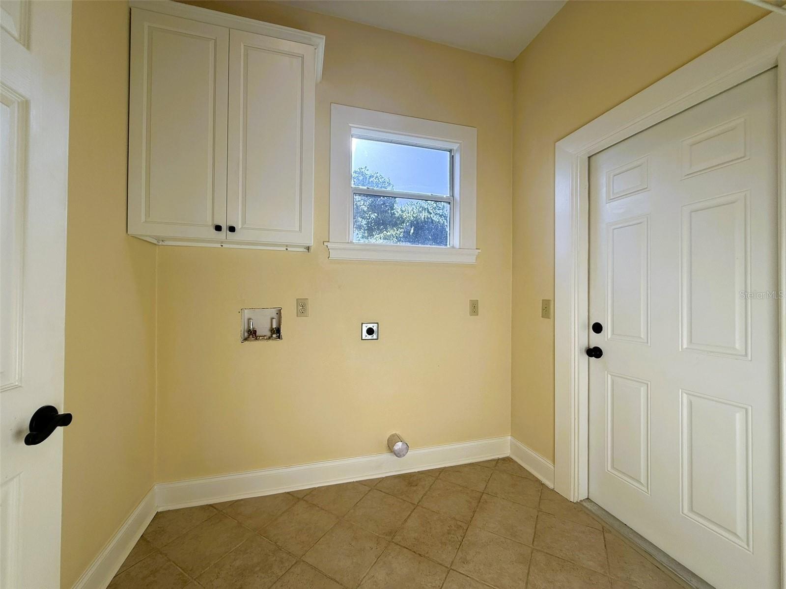 2112 Avenue C Sw Property Photo 36