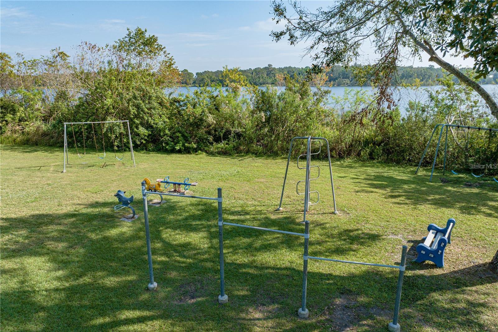 216 Shore Loop Property Photo 39