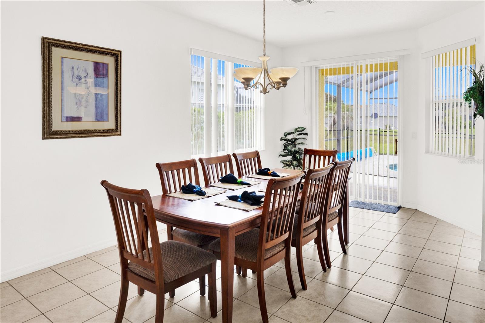 123 Minniehaha Cir Property Photo 8