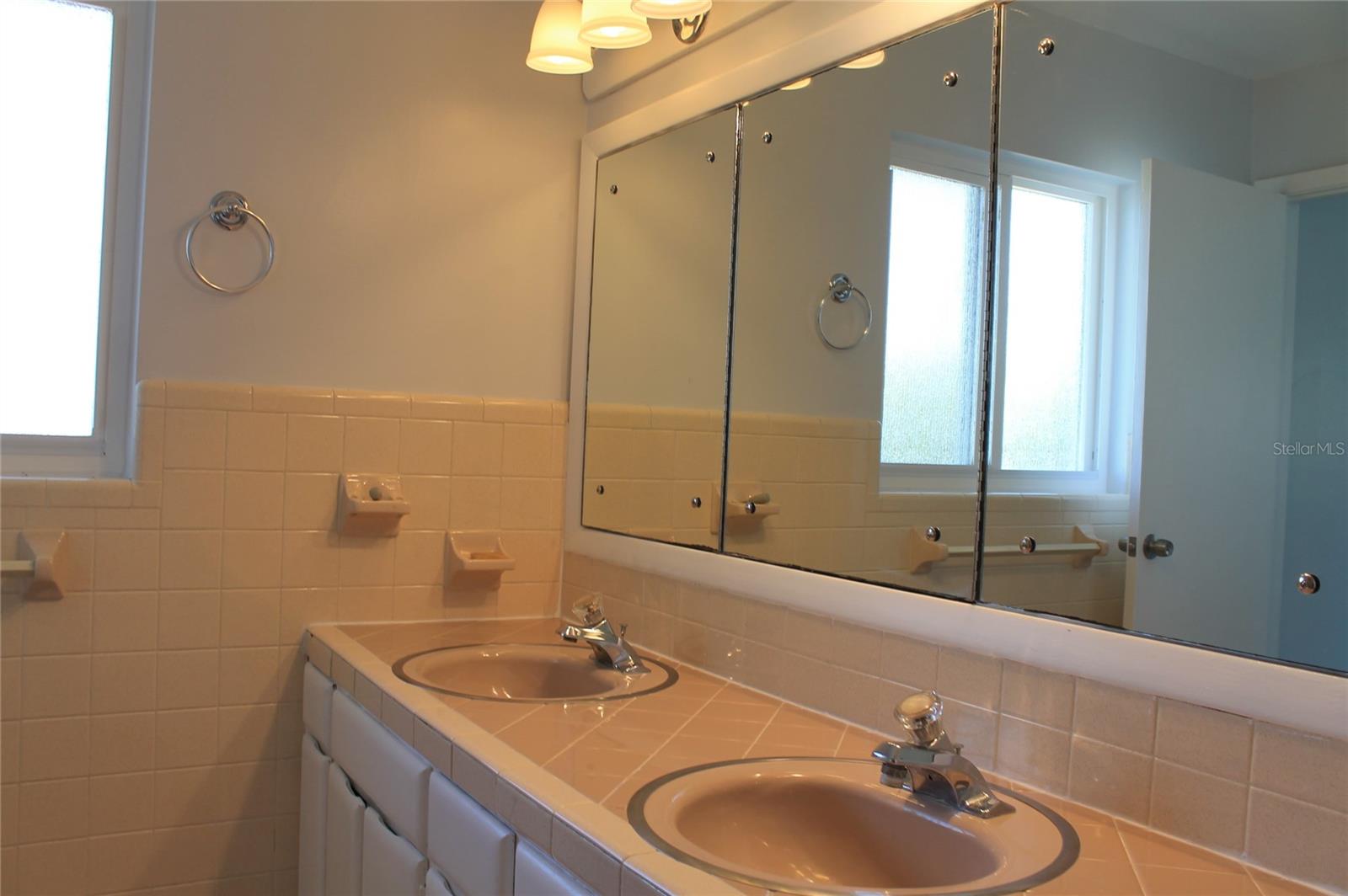 2700 Crump Rd Property Photo 9