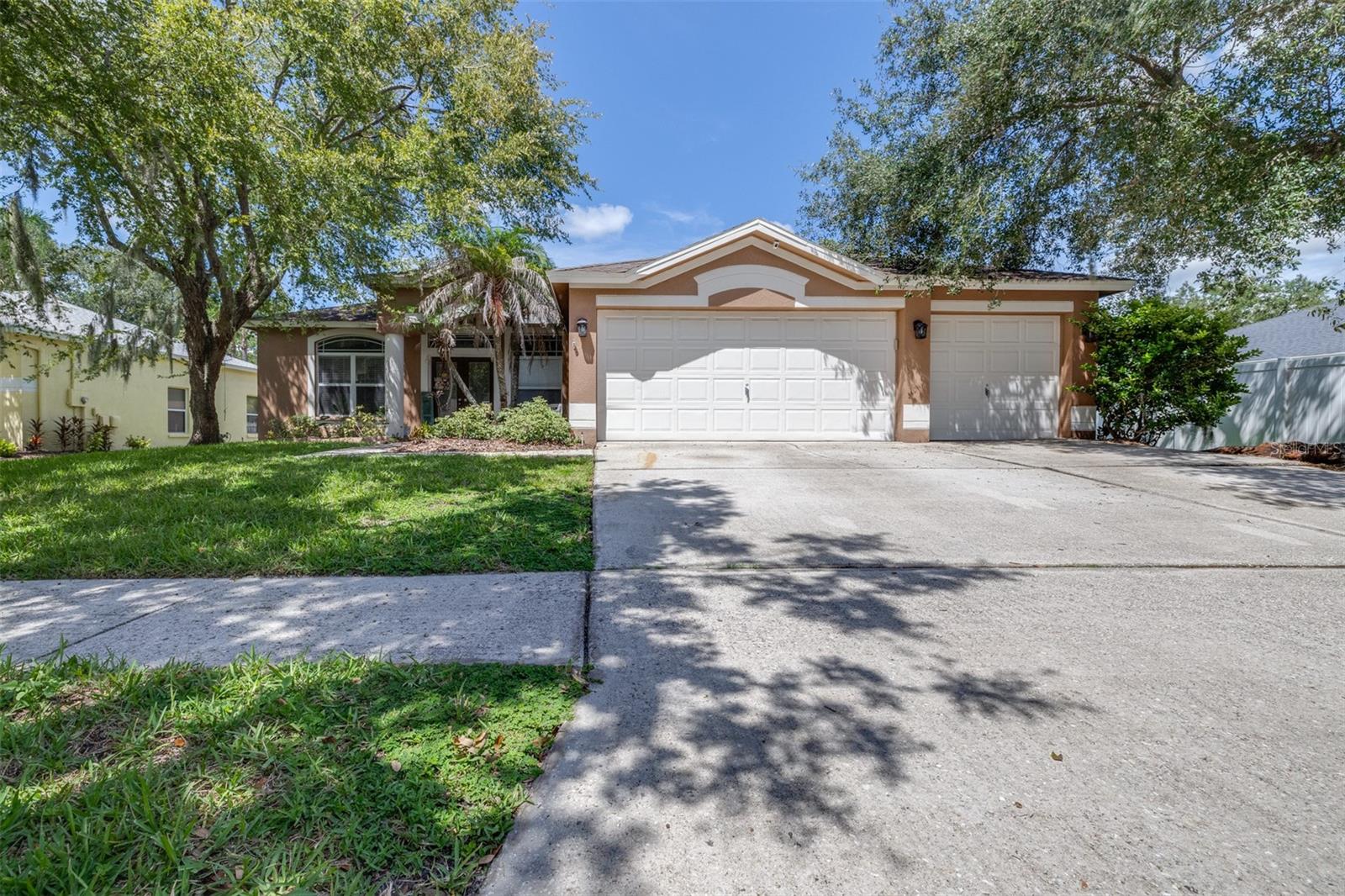 17012 Falconridge Rd Property Photo 2