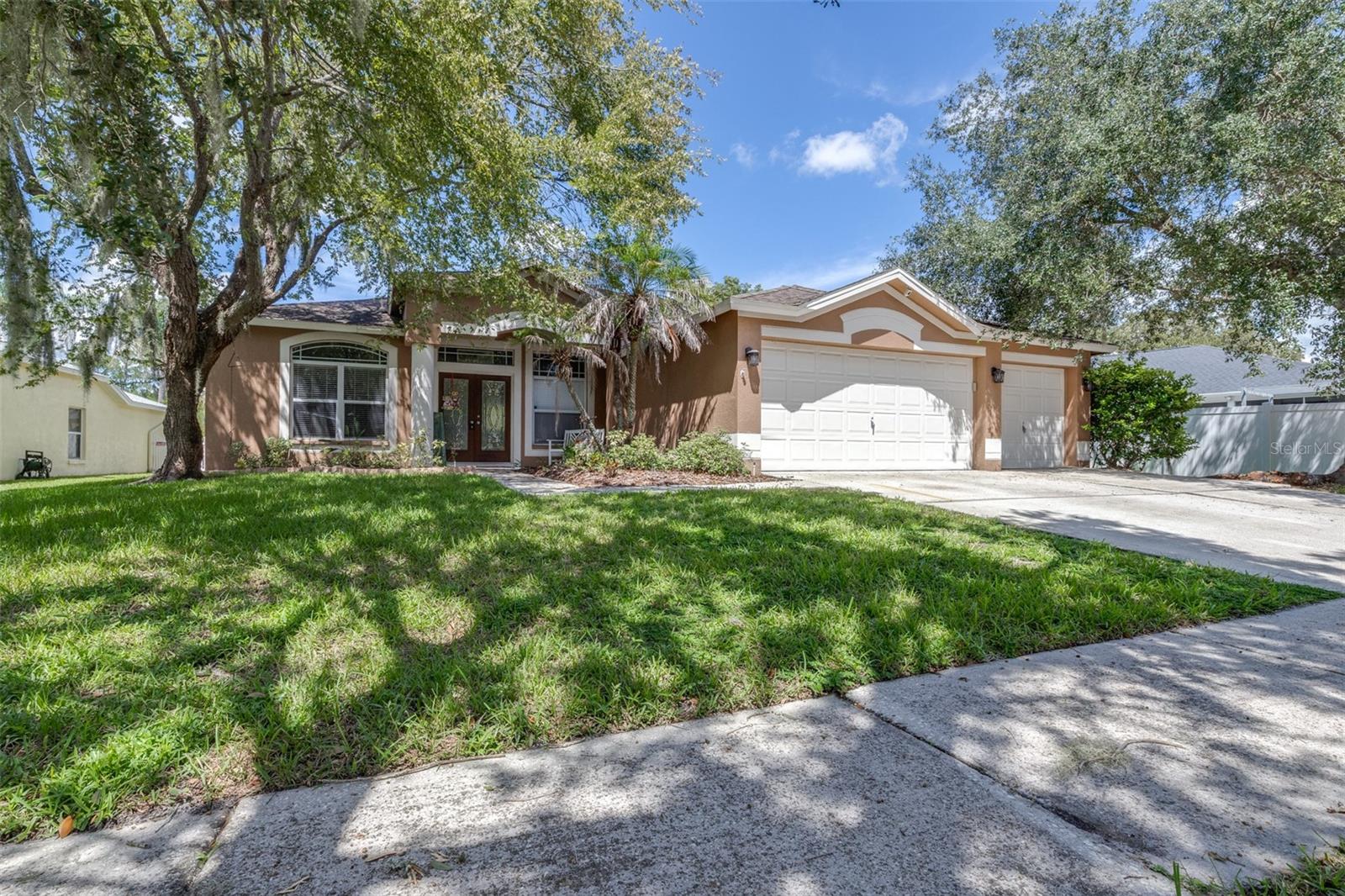 17012 Falconridge Rd Property Photo 6