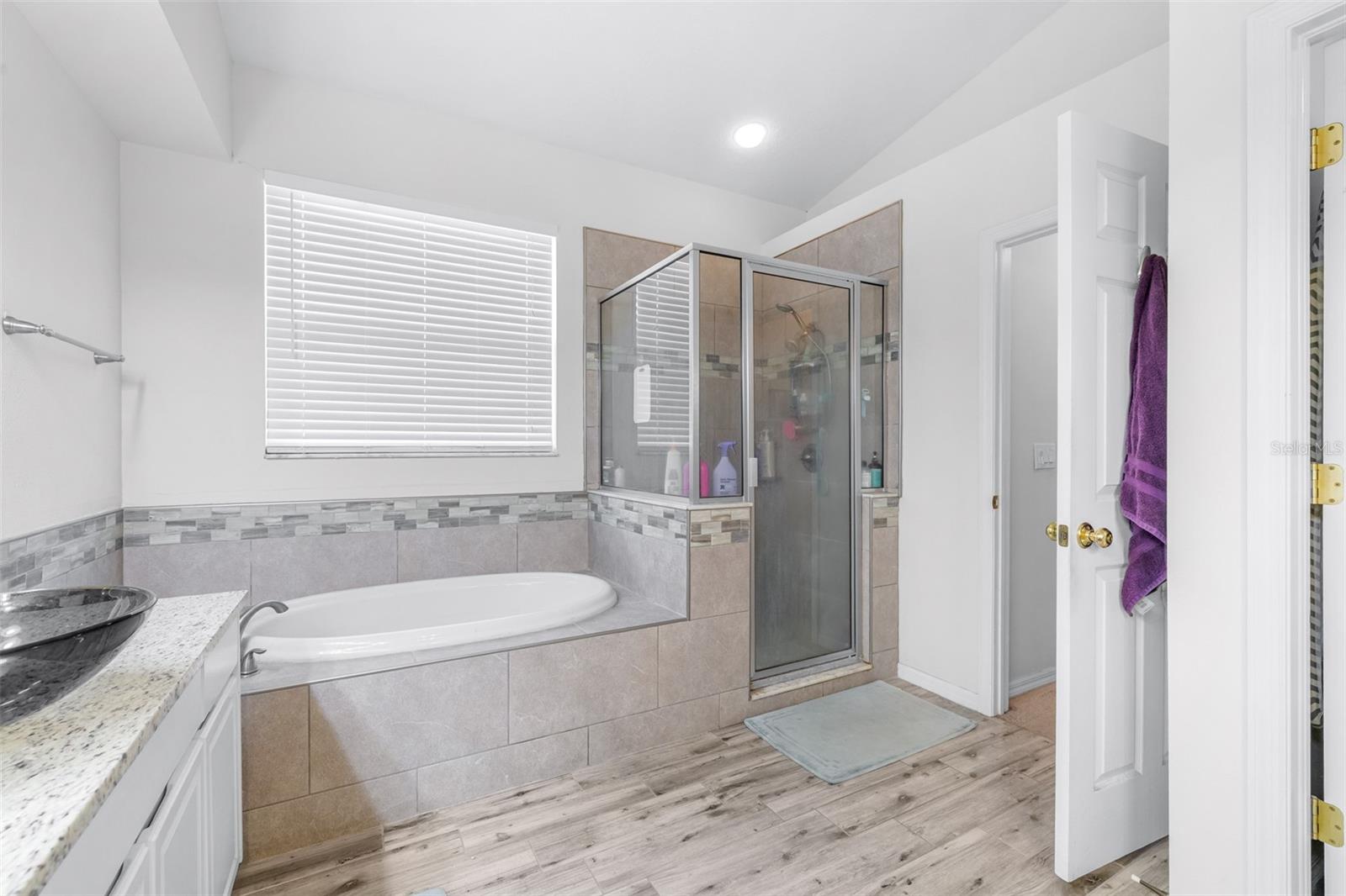 17012 Falconridge Rd Property Photo 37