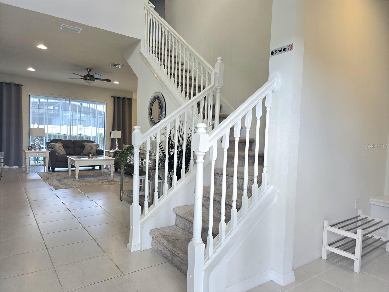2462 Dubai St Property Photo 4